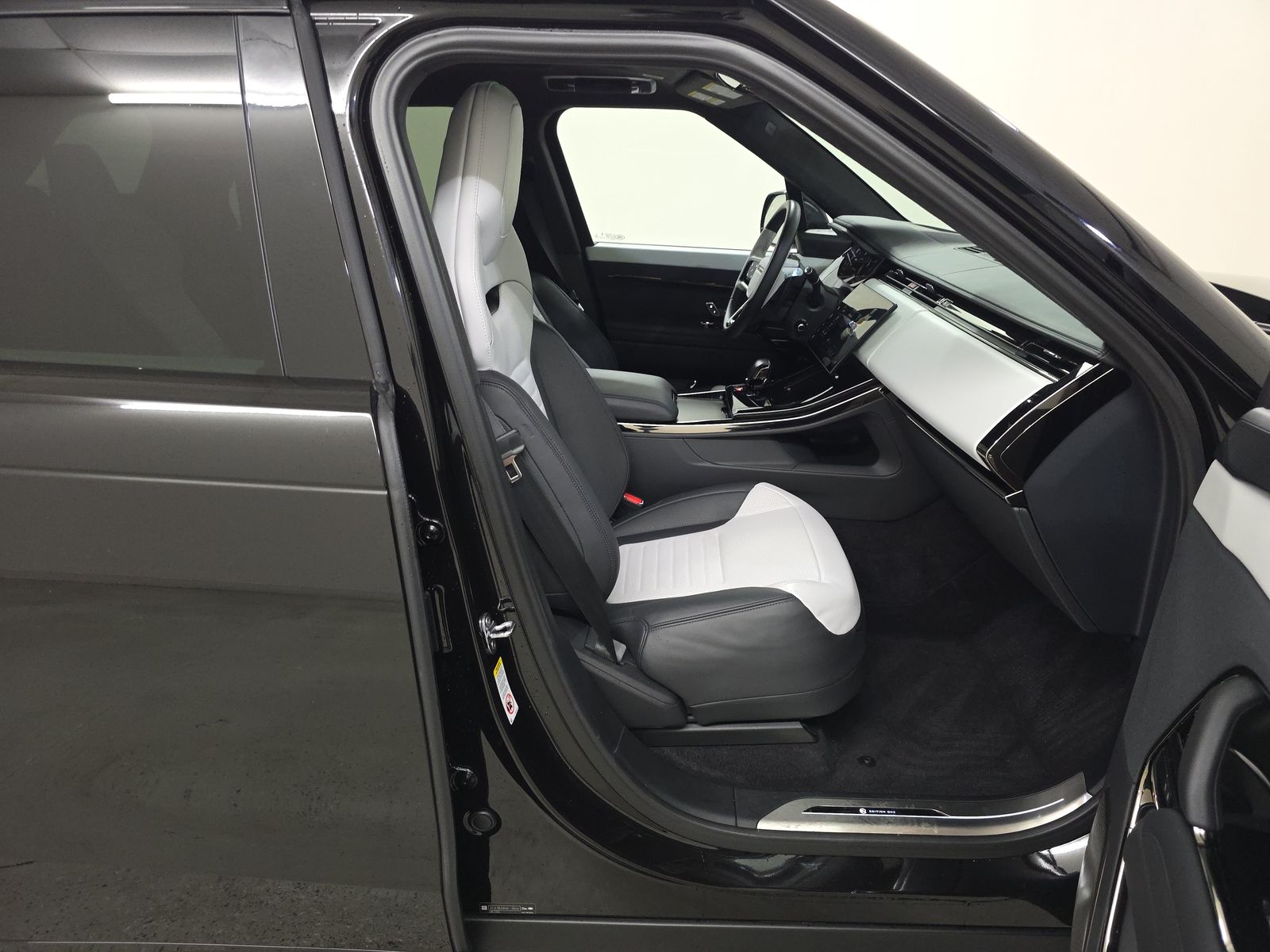 2024 Land Rover Range Rover Sport SV Edition One Obsidian Black AWD