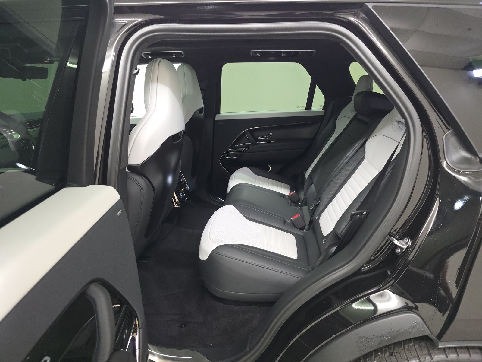 2024 Land Rover Range Rover Sport SV Edition One Obsidian Black AWD