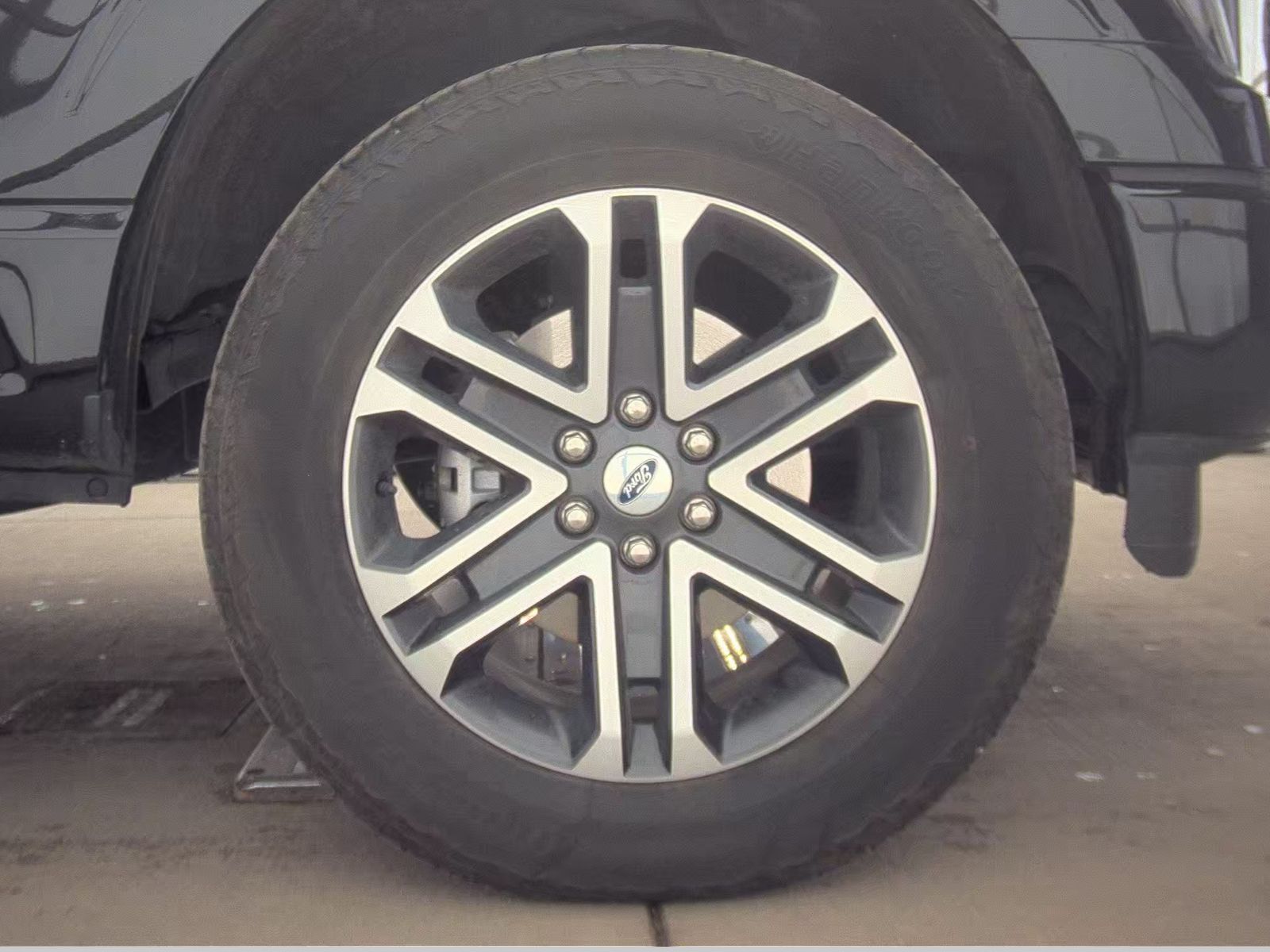 2023 Ford F-150 XL AWD