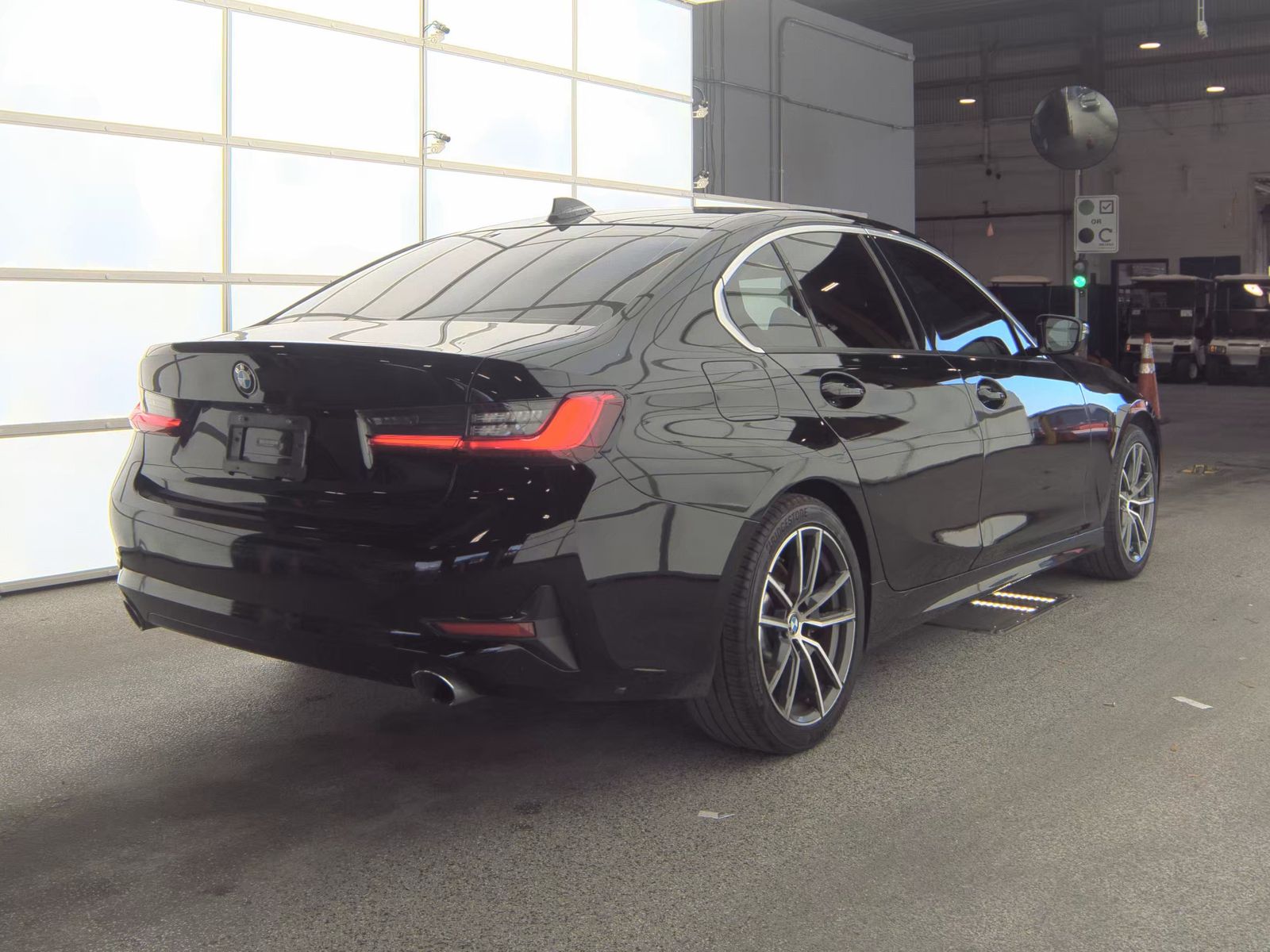 2021 BMW 3 Series 330i RWD