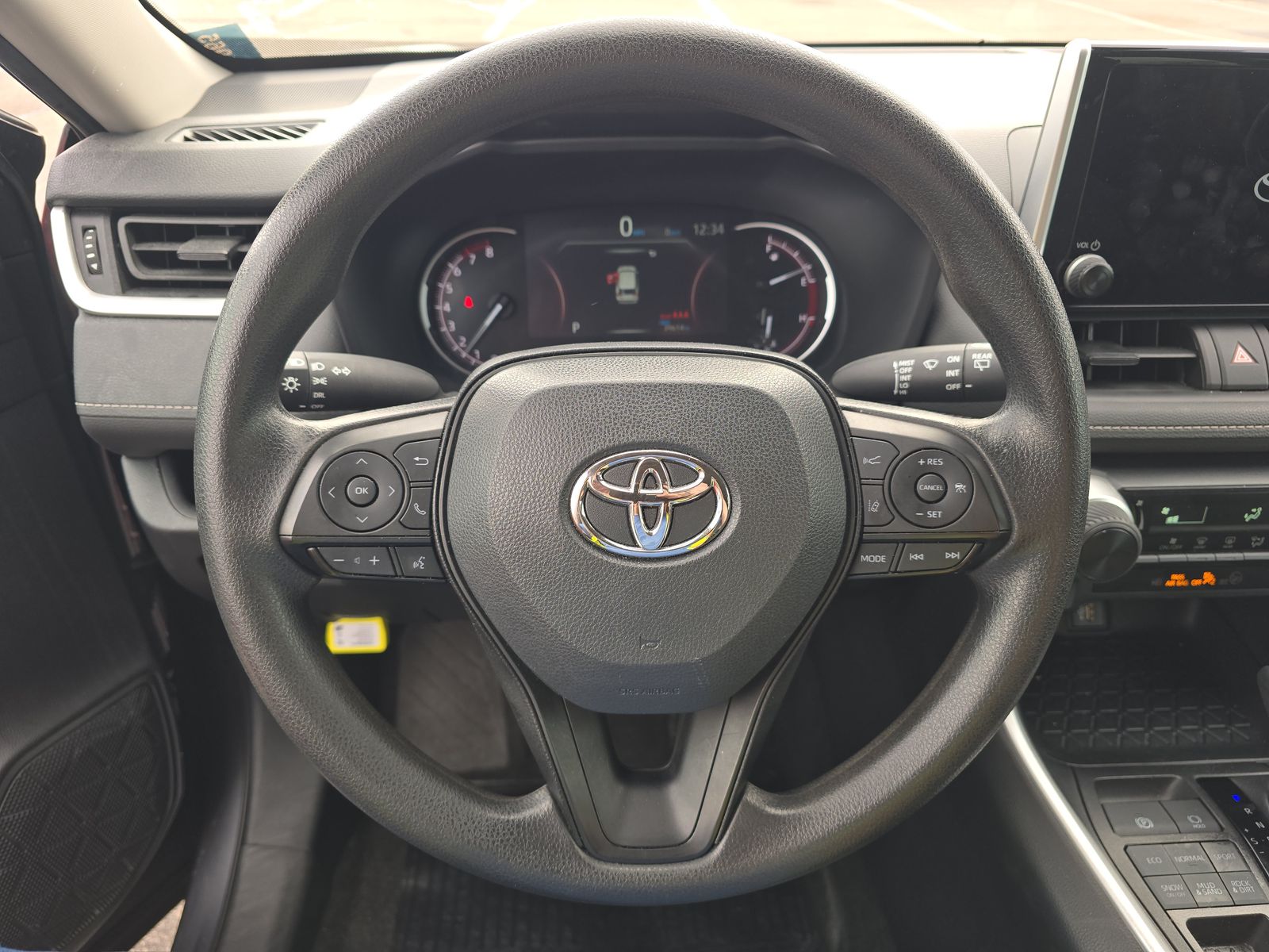 2024 Toyota RAV4 LE AWD