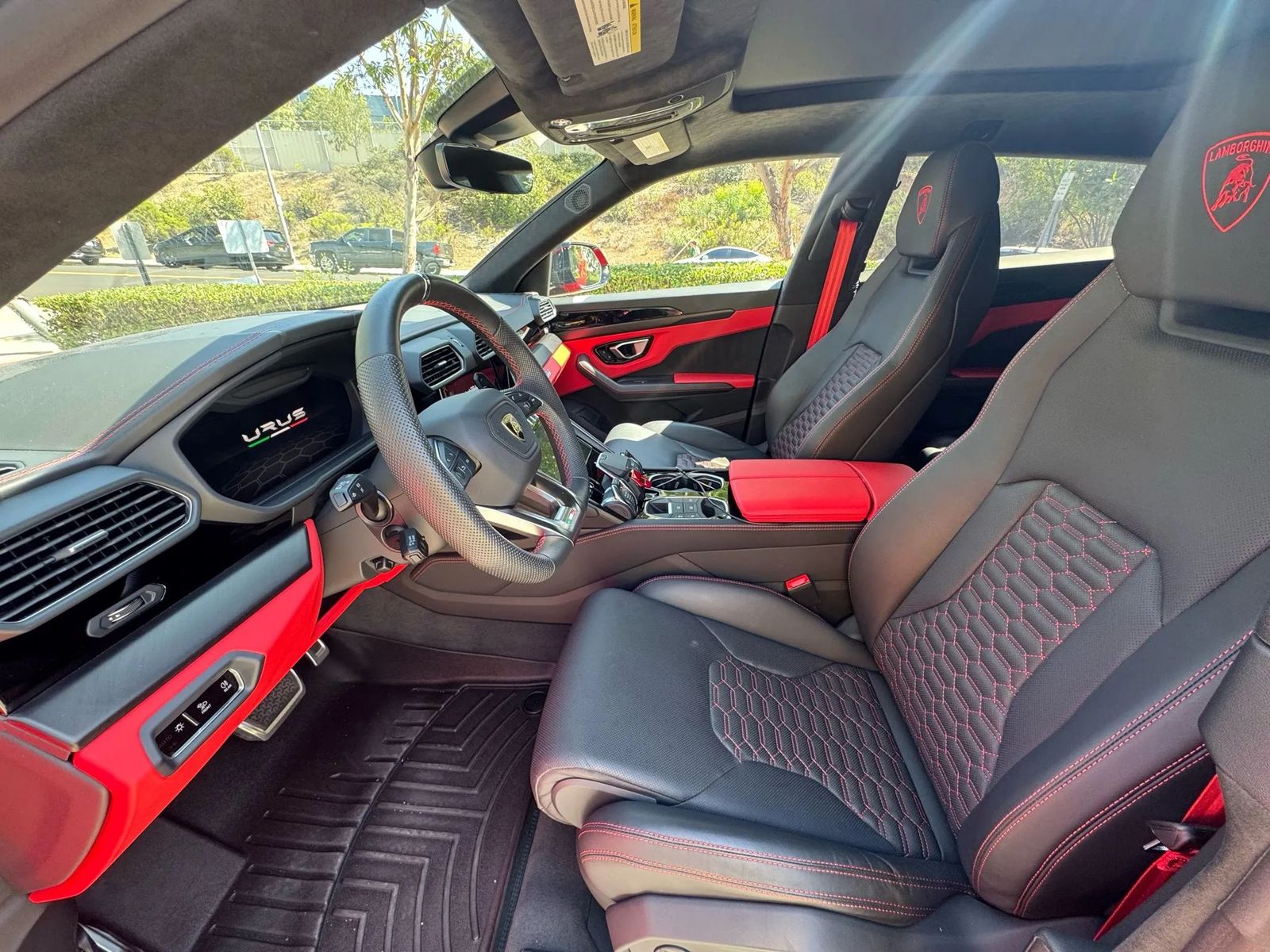 2022 Lamborghini Urus Base AWD