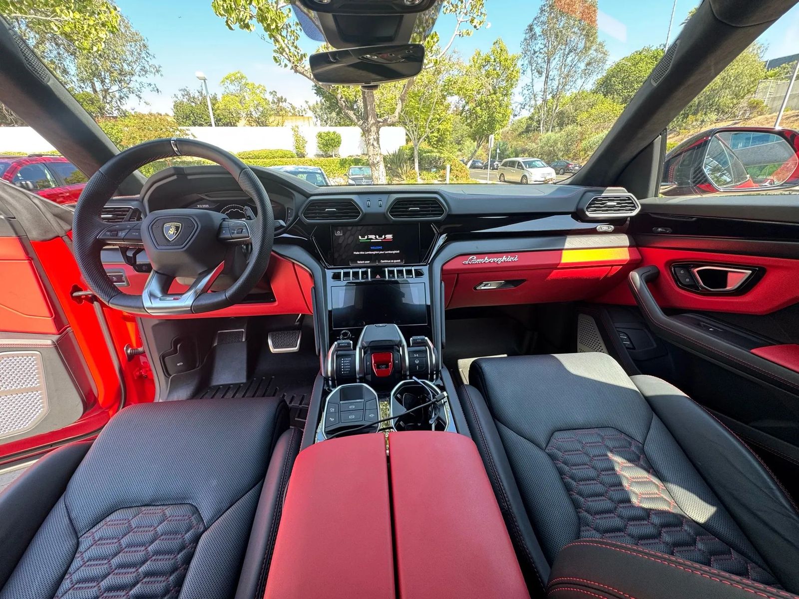 2022 Lamborghini Urus Base AWD