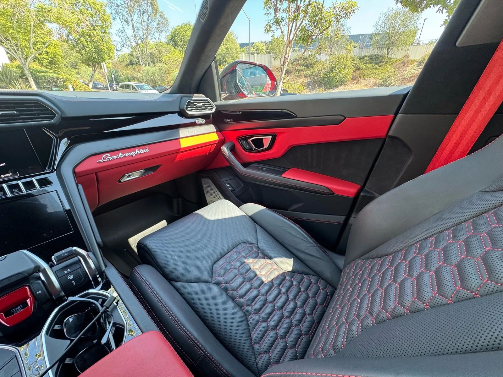 2022 Lamborghini Urus Base AWD