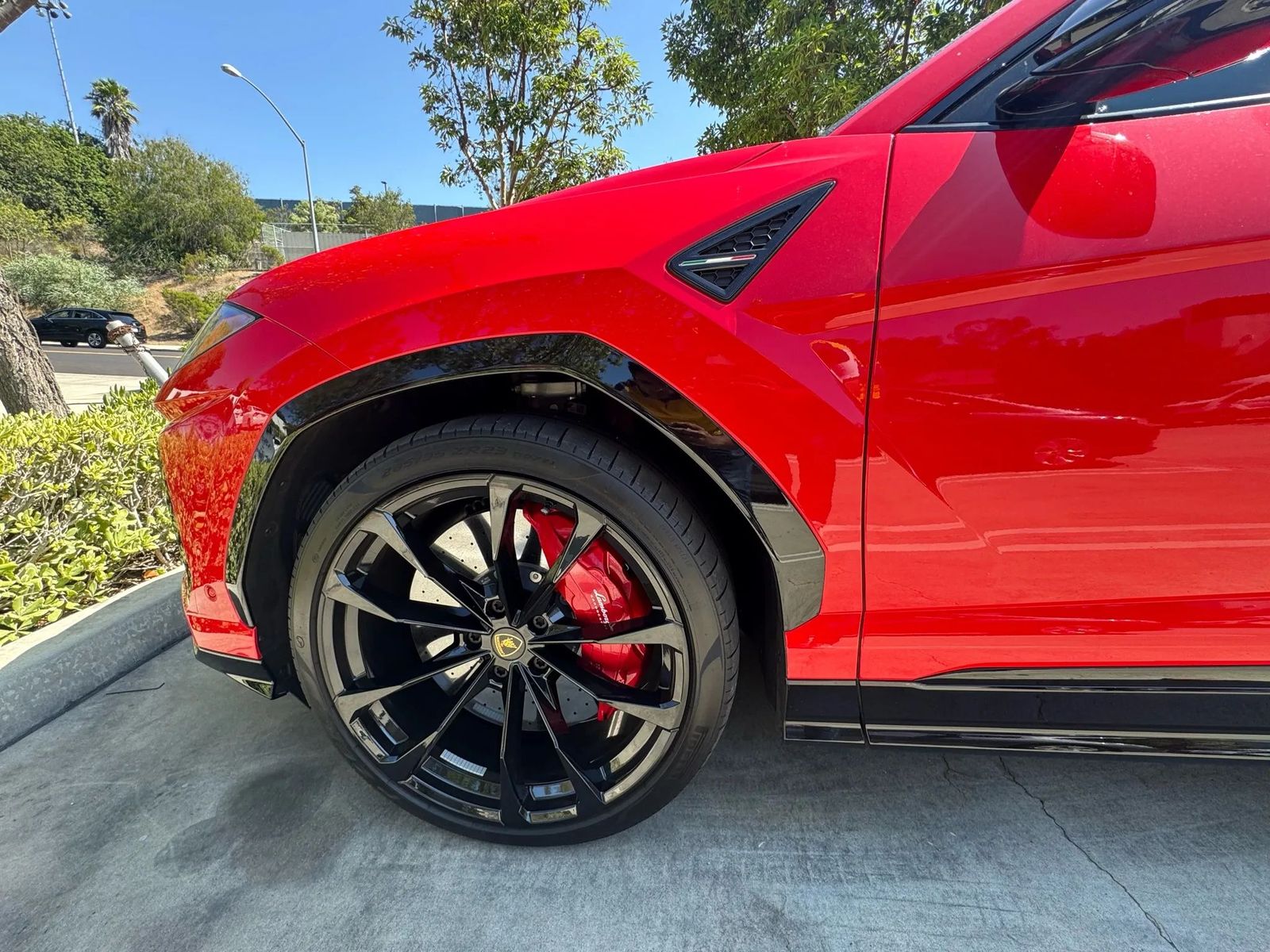 2022 Lamborghini Urus Base AWD