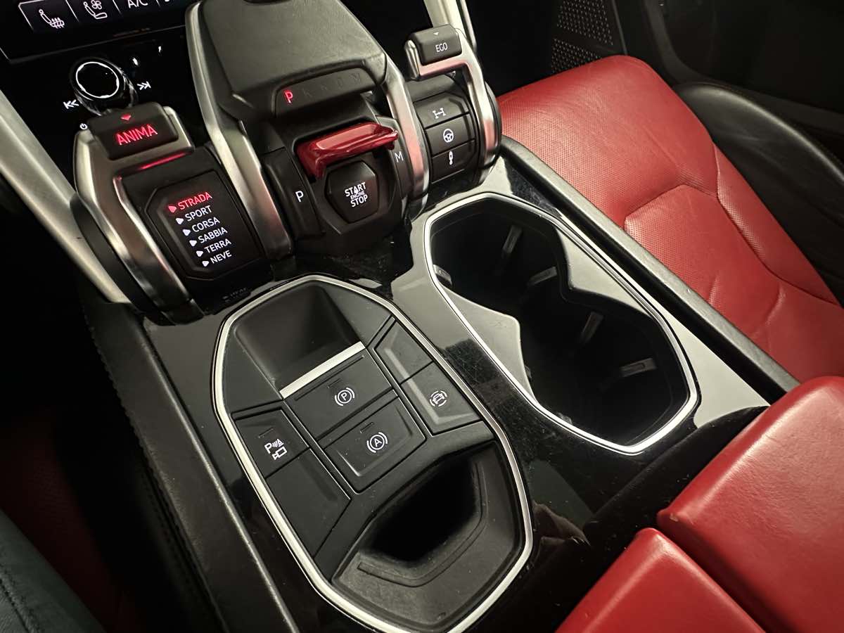 2019 Lamborghini Urus Base AWD