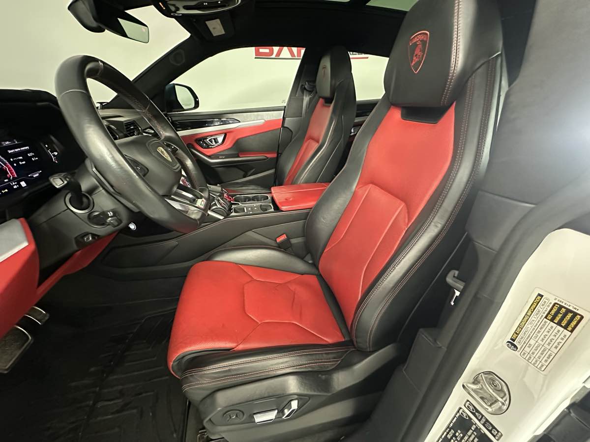 2019 Lamborghini Urus Base AWD