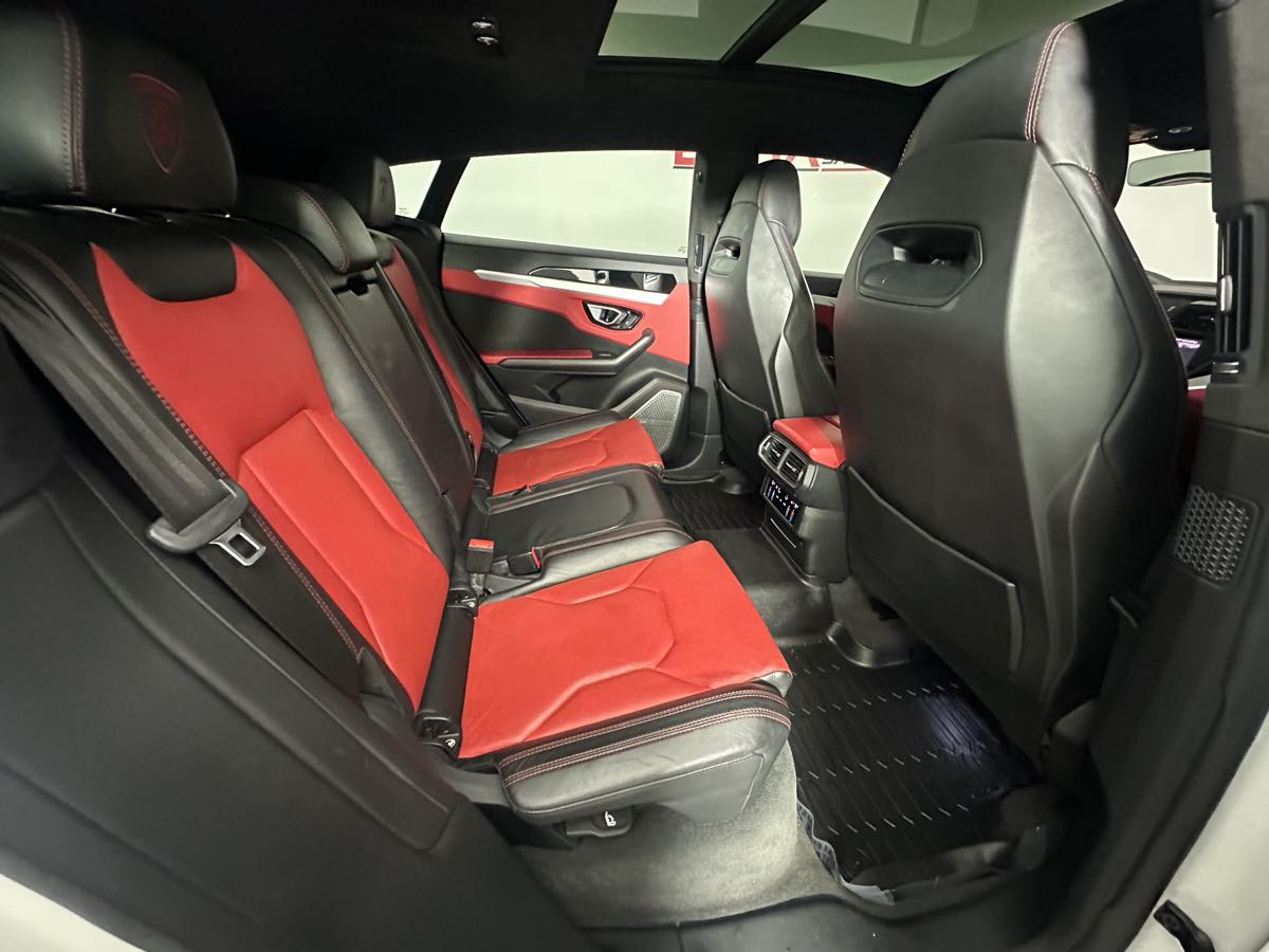 2019 Lamborghini Urus Base AWD