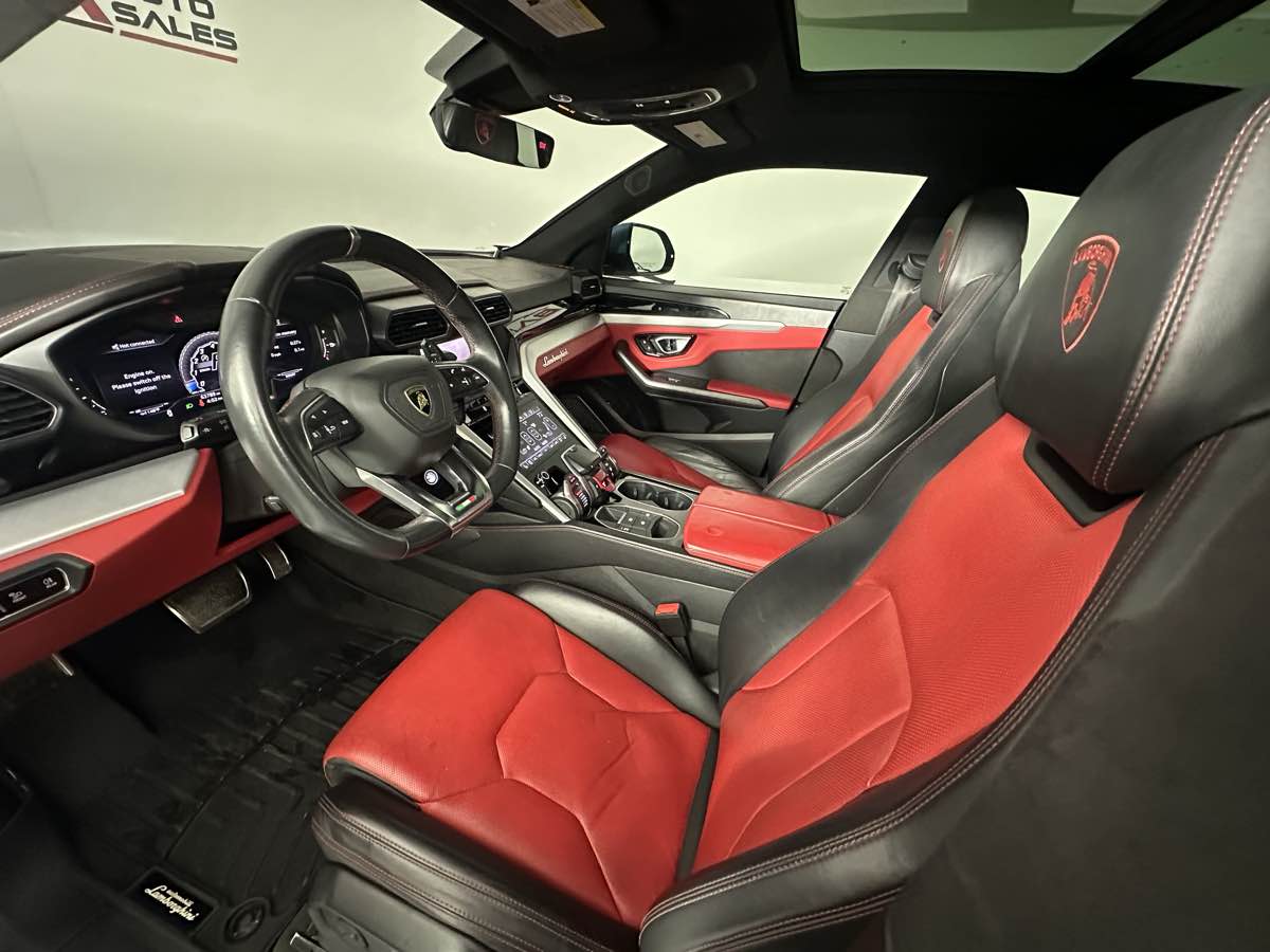 2019 Lamborghini Urus Base AWD