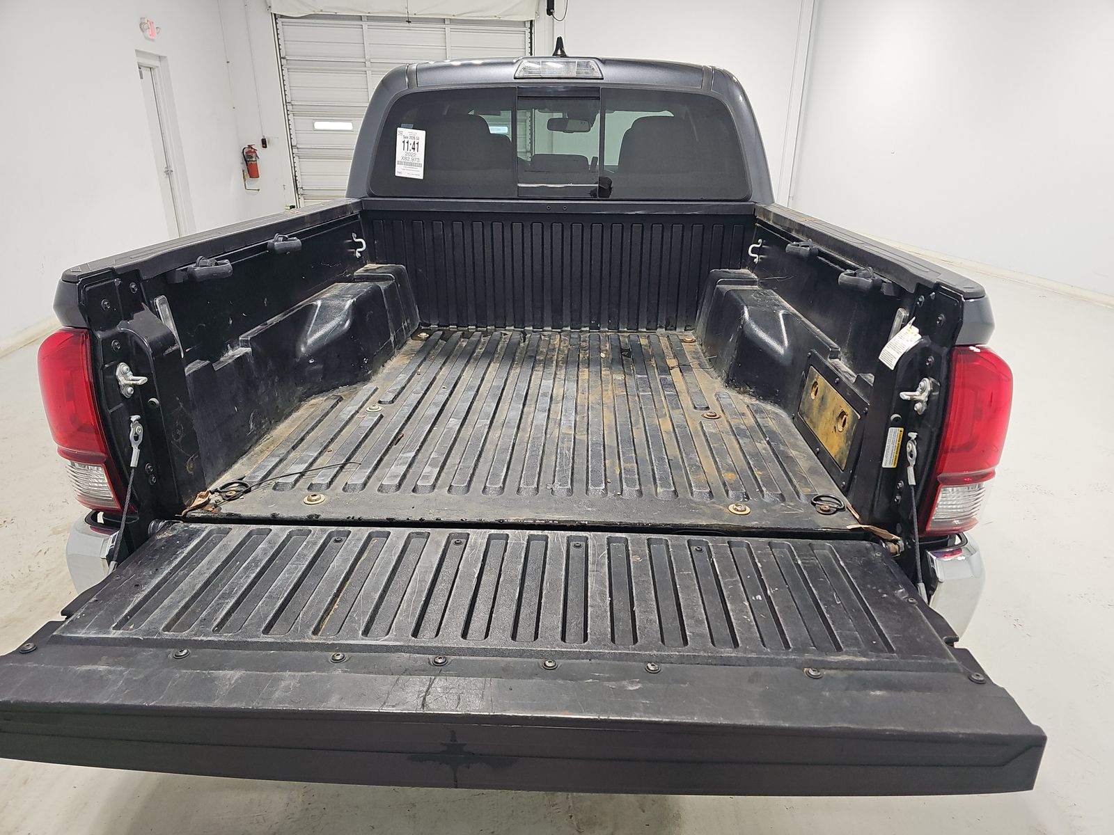 2022 Toyota Tacoma SR5 AWD