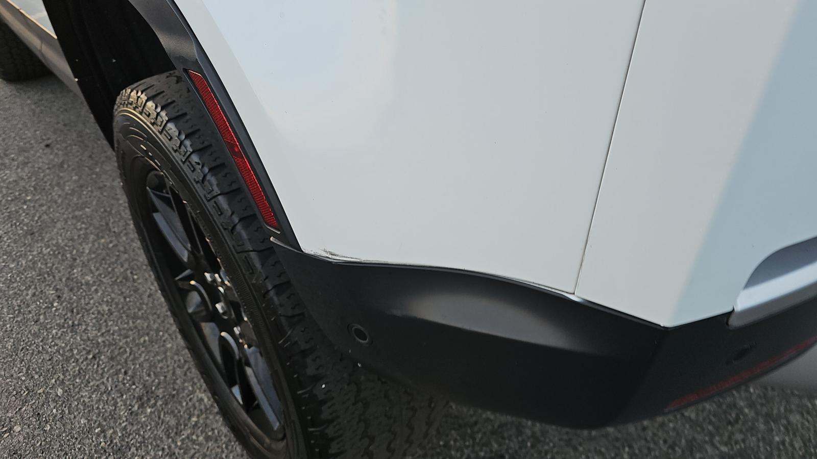 2020 Land Rover Defender 110 SE AWD