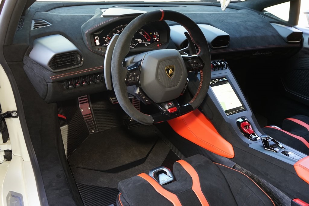 2022 Lamborghini Huracan STO RWD