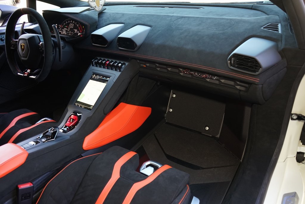 2022 Lamborghini Huracan STO RWD