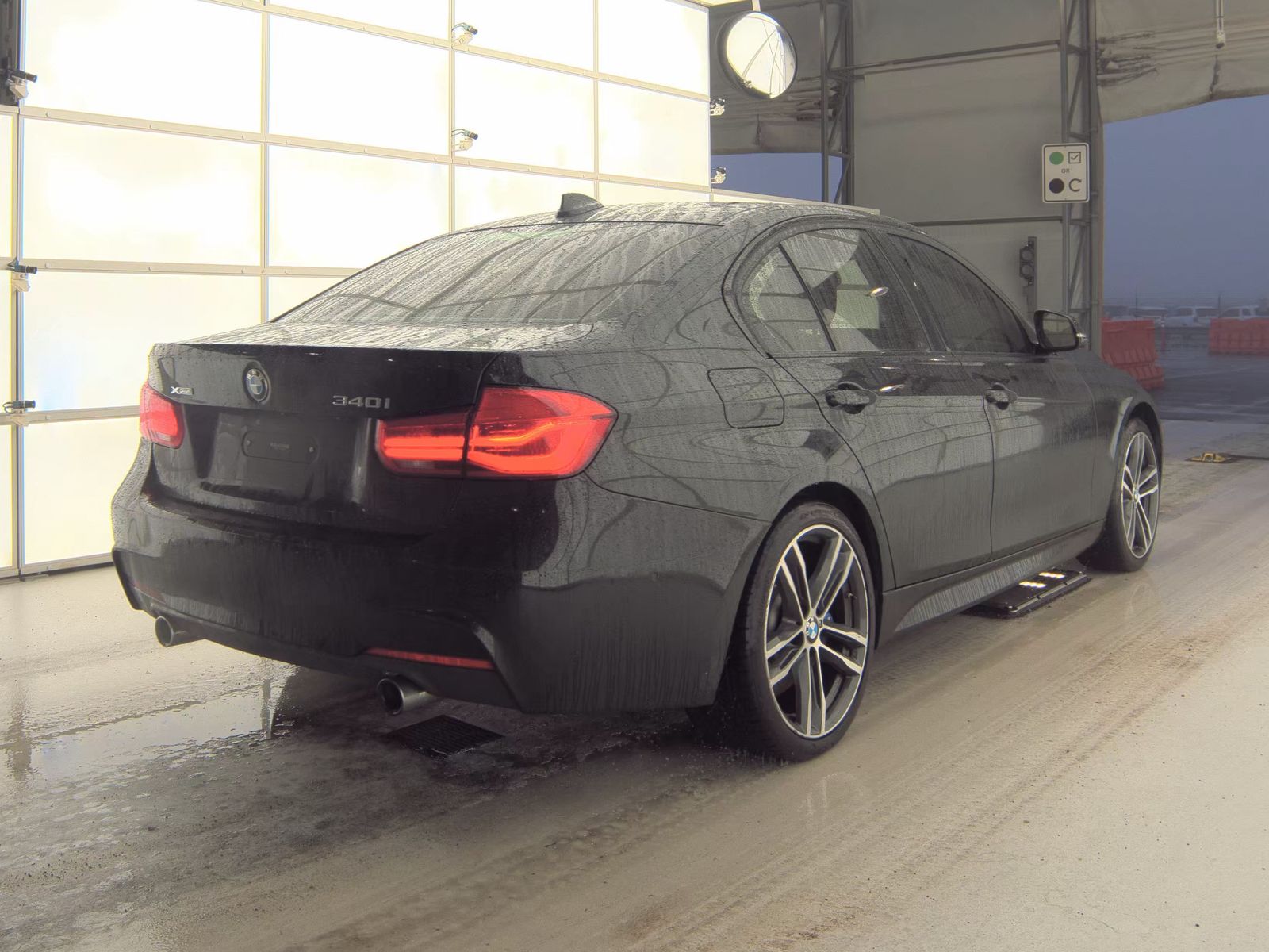BMW 3 Series Sedan 340i xDrive M SPORT LINE снимка BMW 3 Series Sedan 340i xDrive M SPORT LINE