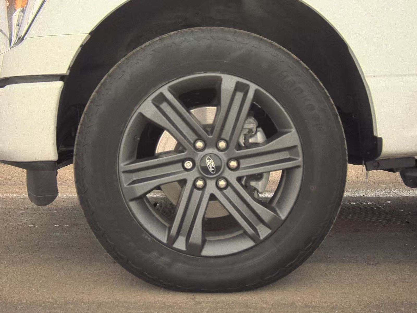 2023 Ford F-150 Hybrid XLT AWD