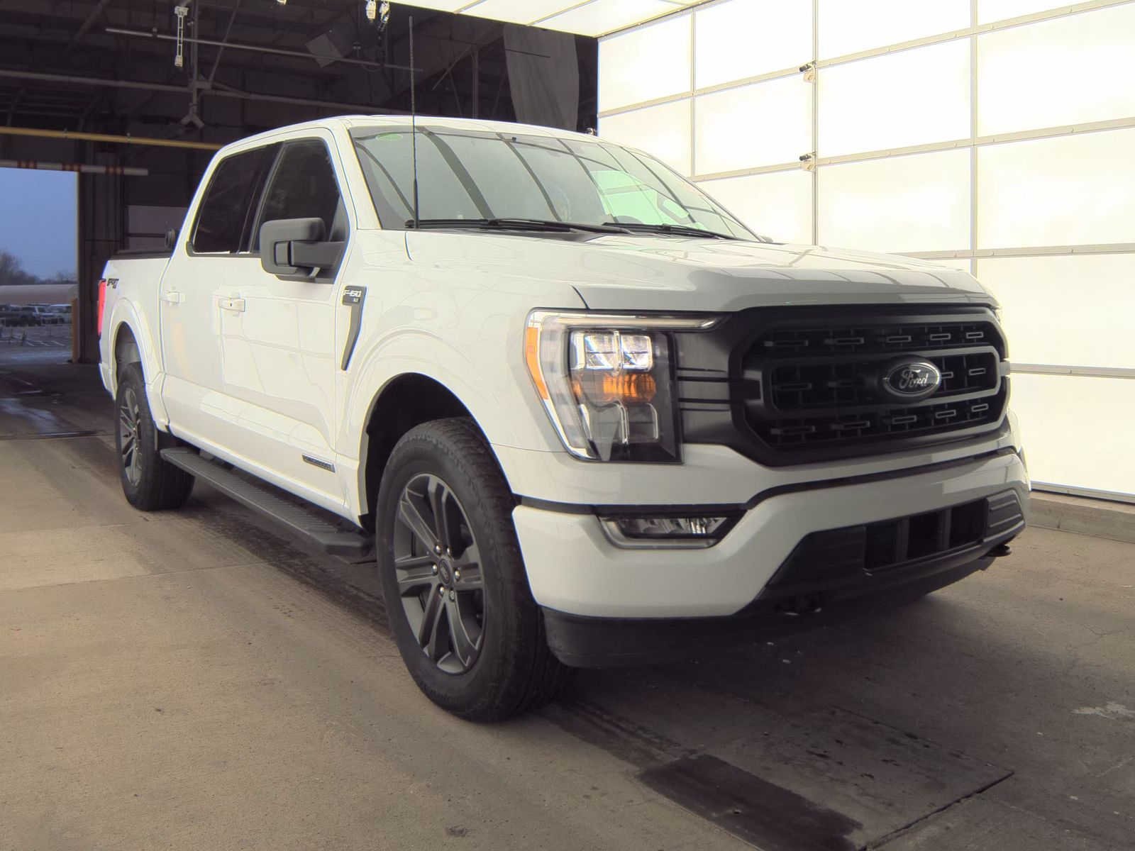 2023 Ford F-150 Hybrid XLT AWD