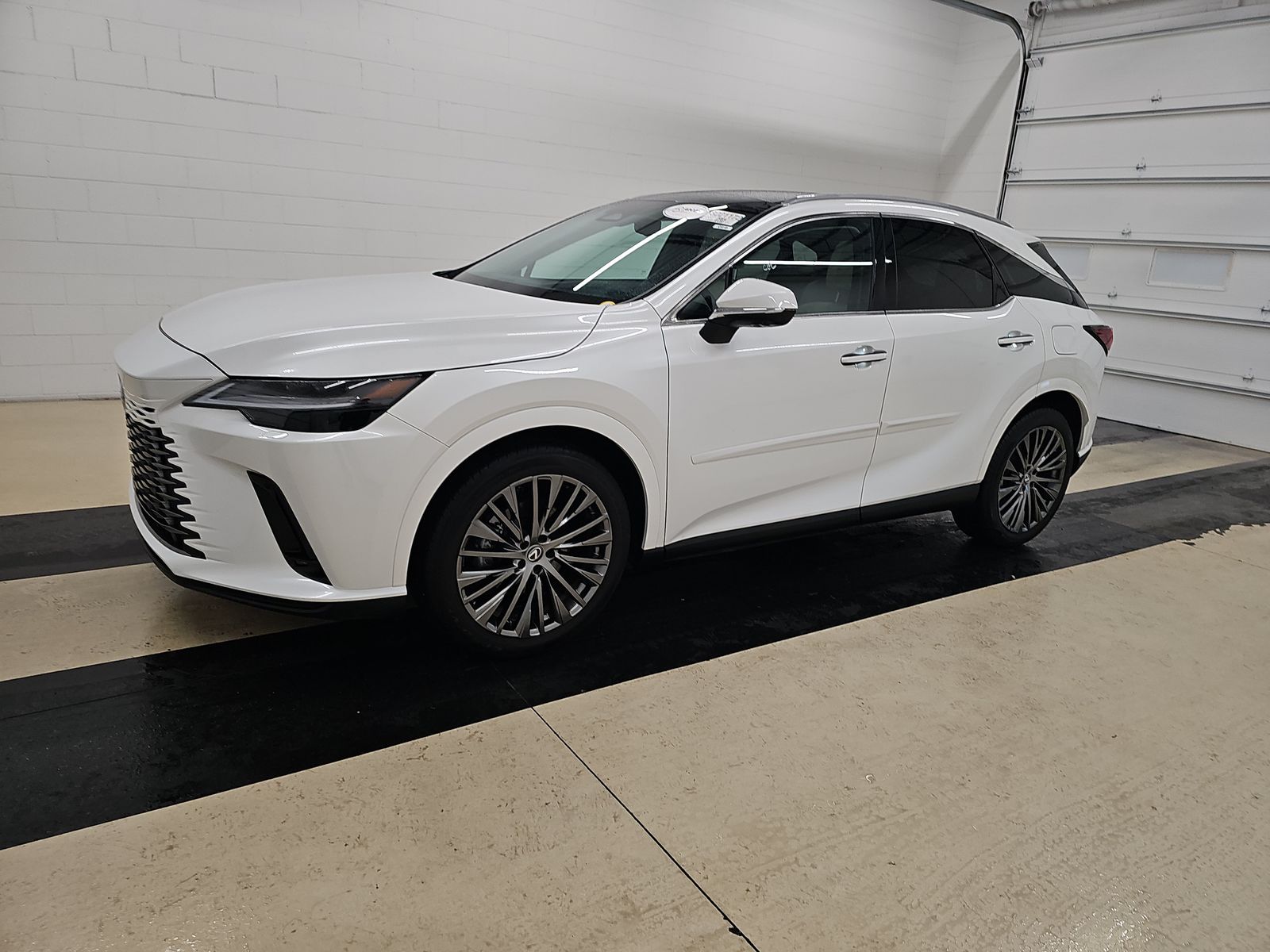 2024 Lexus RX Hybrid 350h's photo