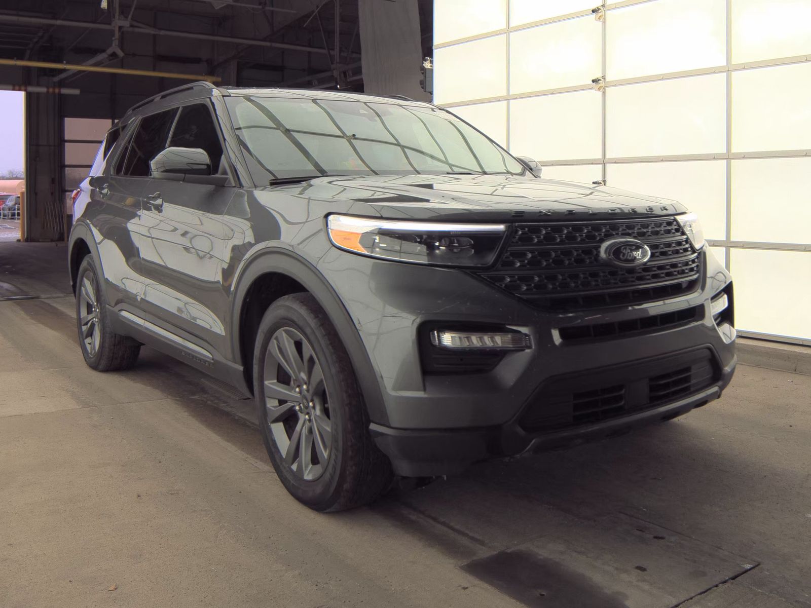 2023 Ford Explorer XLT AWD