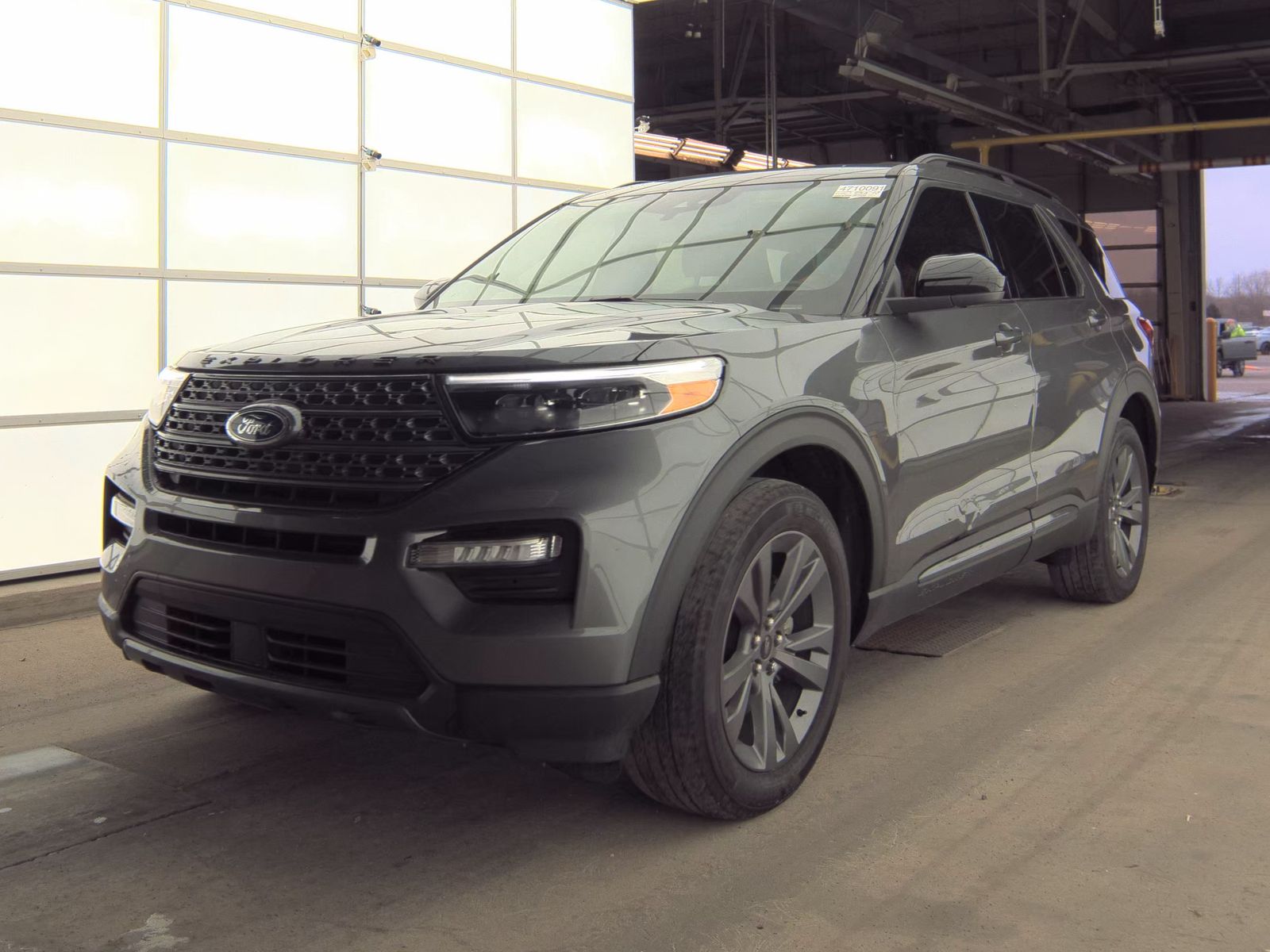 2023 Ford Explorer XLT AWD