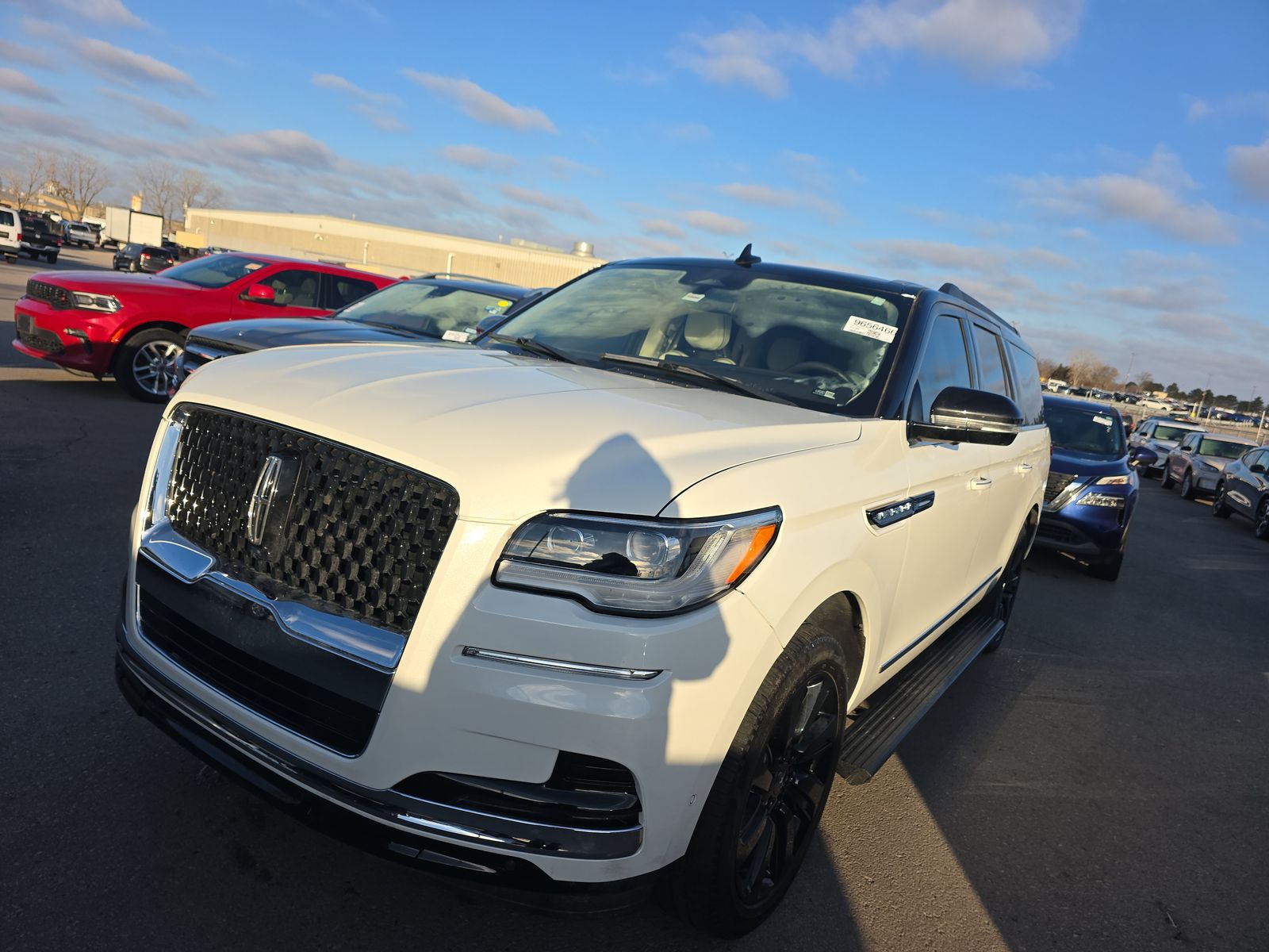 2024 Lincoln Navigator L Black Label AWD 18980 miles - купити Авто