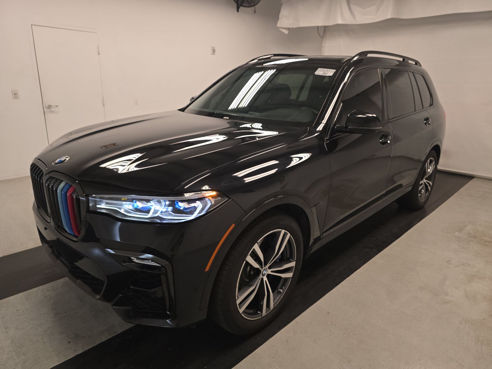 2020 BMW X7 M50i AWD