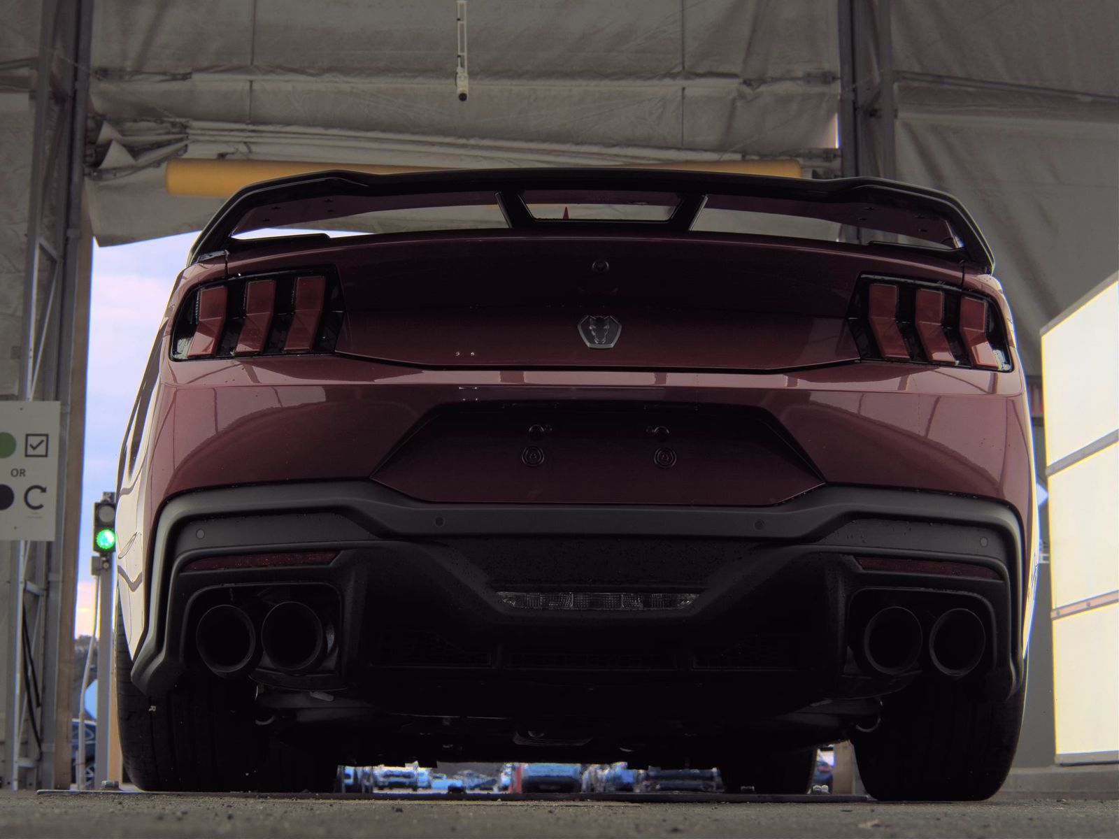 2025 Ford Mustang Dark Horse RWD