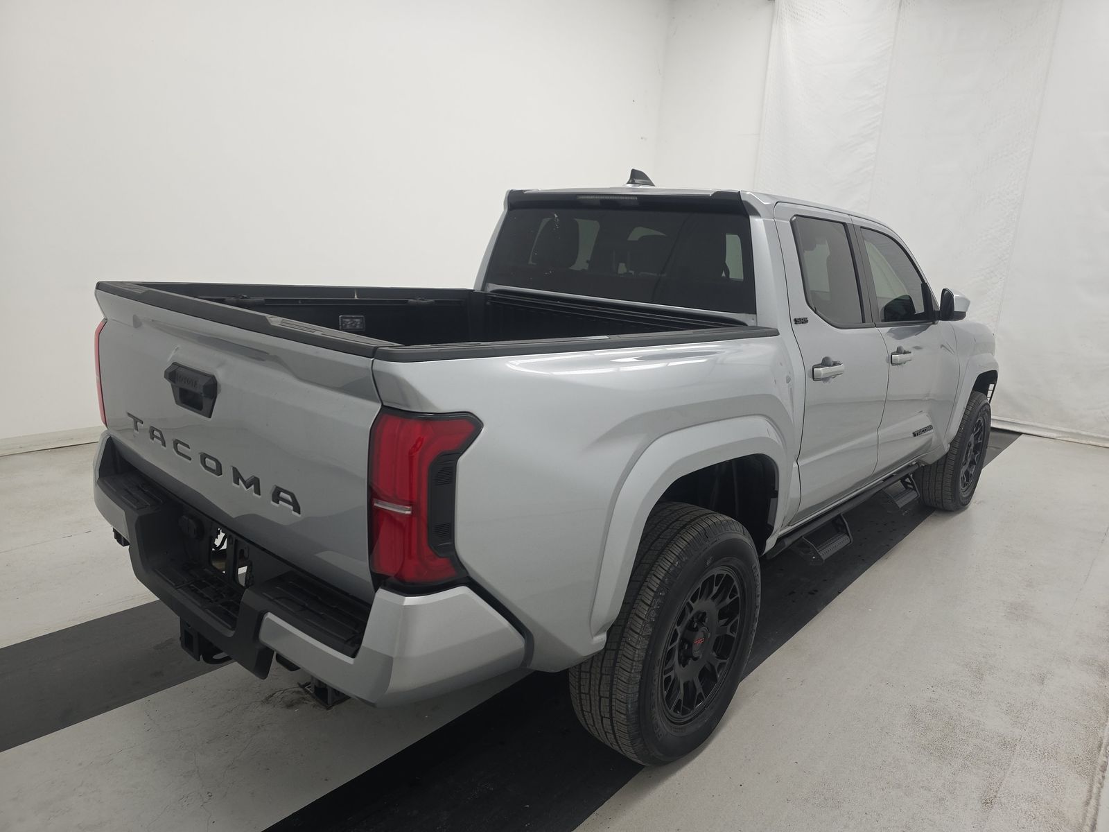 2025 Toyota Tacoma SR5 RWD