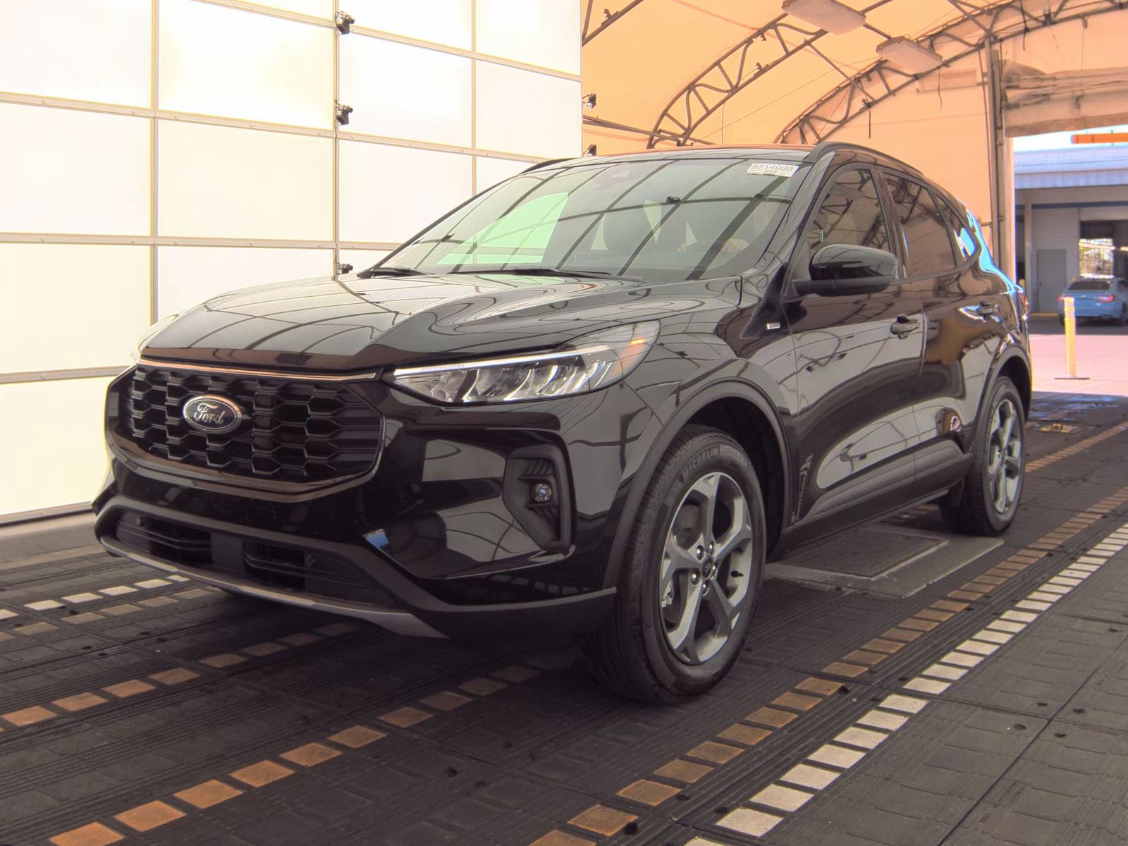 2025 Ford Escape Hybrid ST-Line Elite AWD