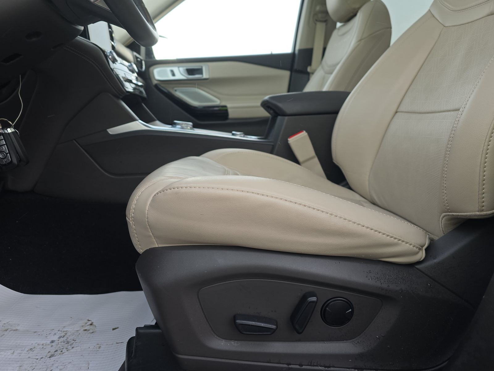 2023 Ford Explorer Platinum AWD