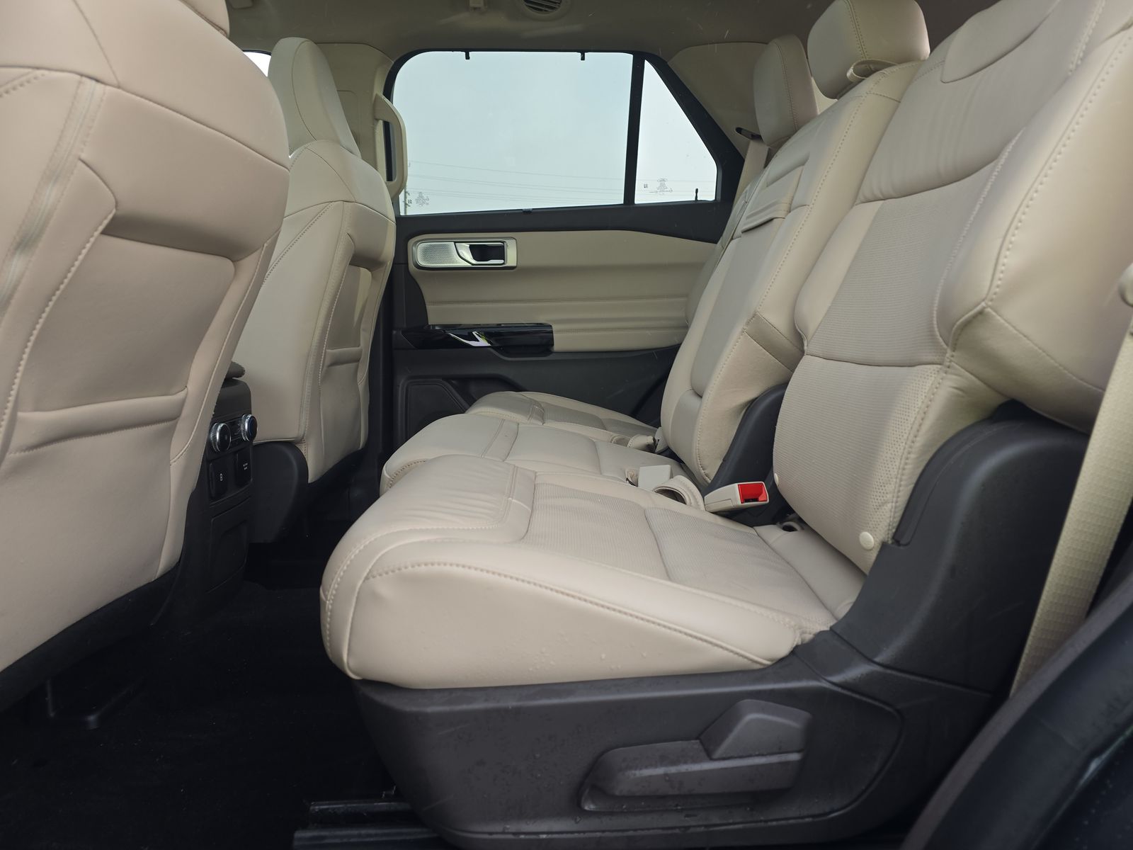 2023 Ford Explorer Platinum AWD