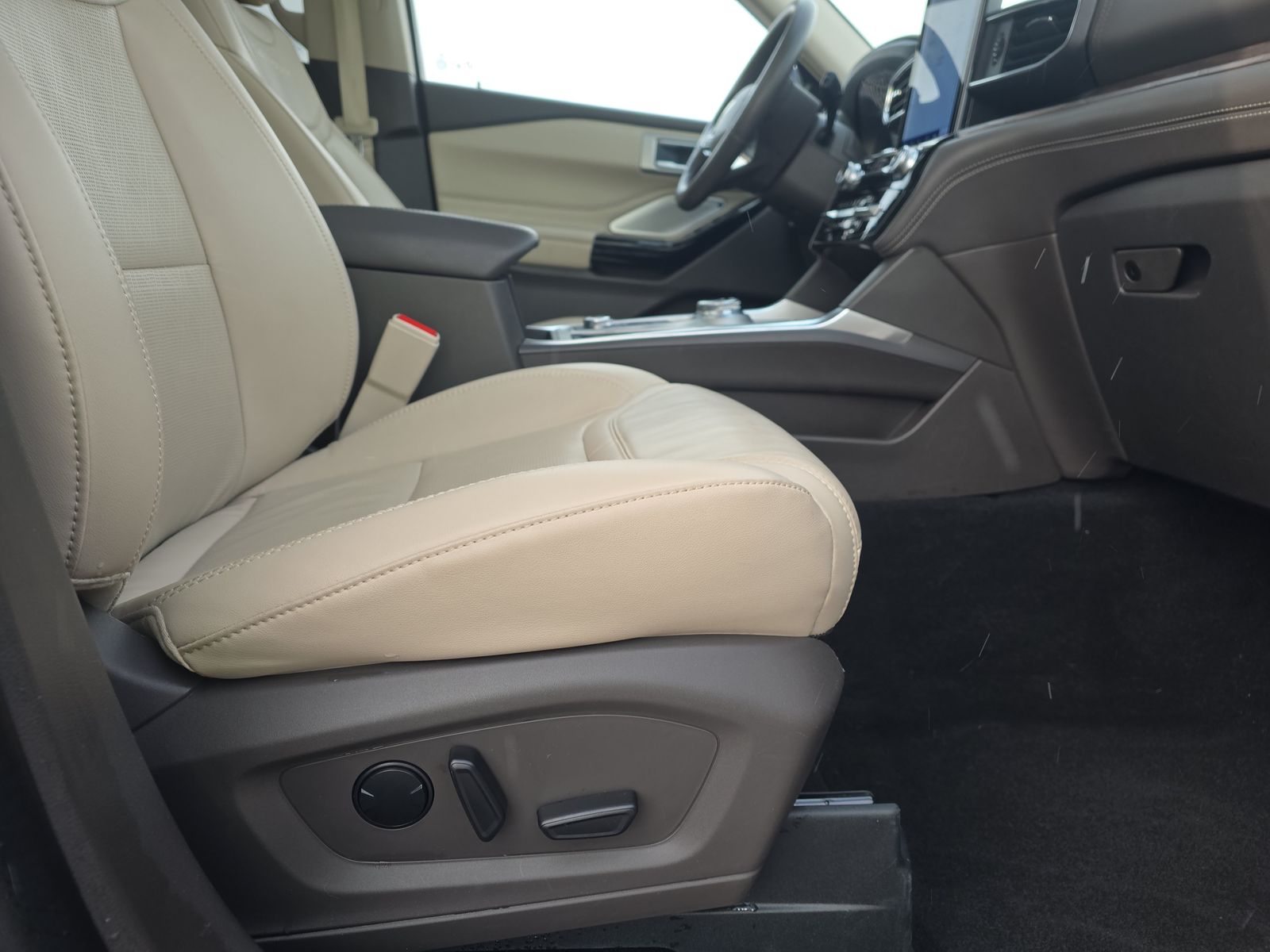 2023 Ford Explorer Platinum AWD