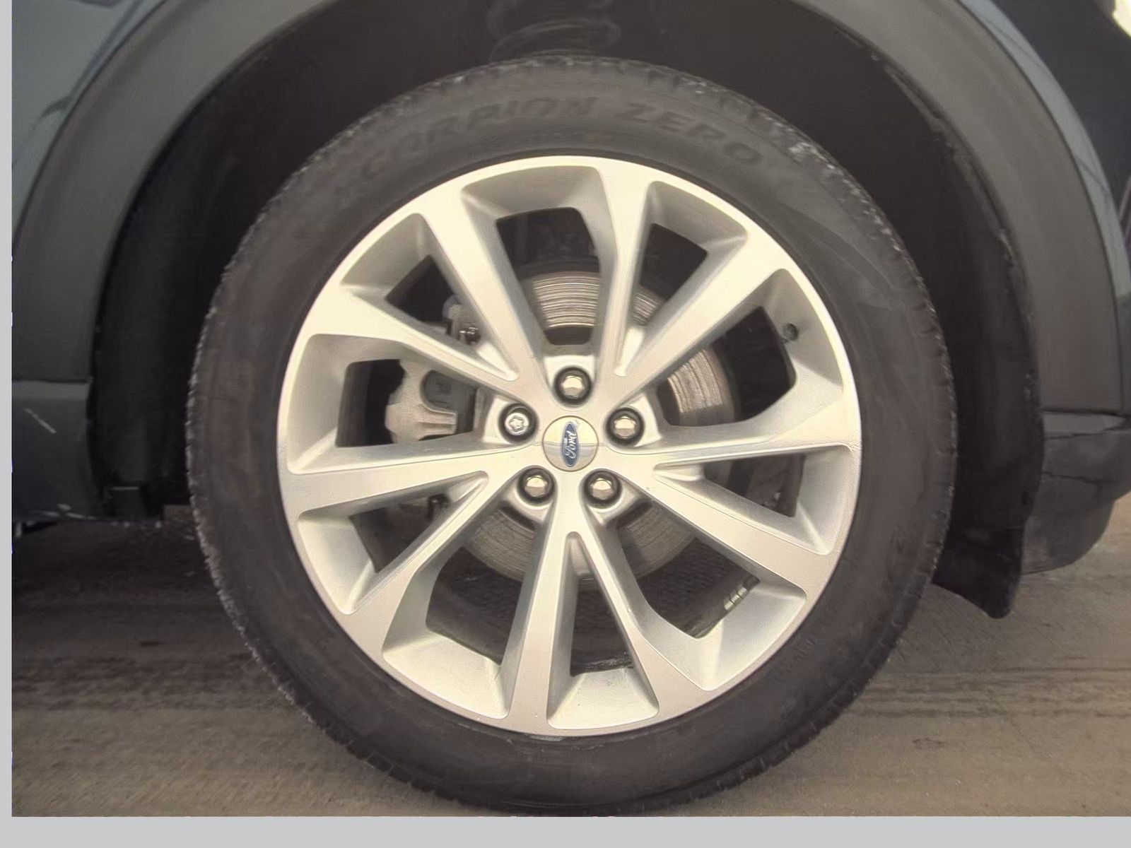 2023 Ford Explorer Platinum AWD