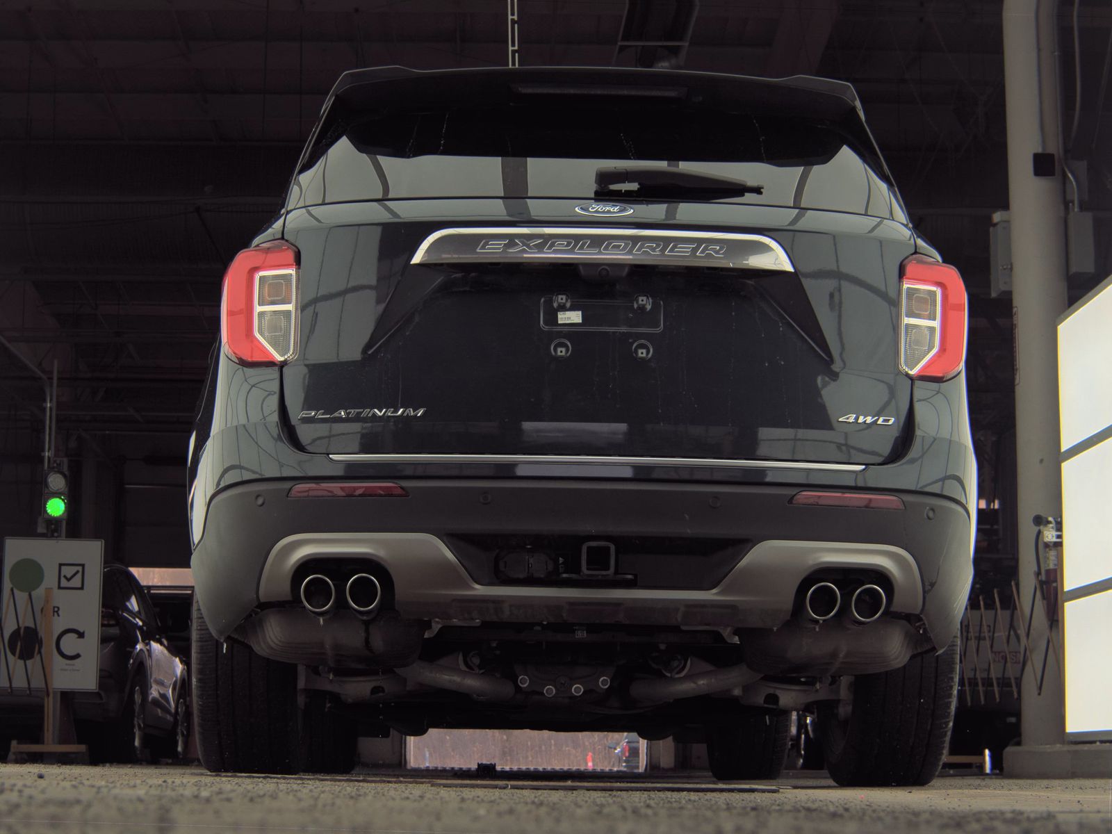 2023 Ford Explorer Platinum AWD