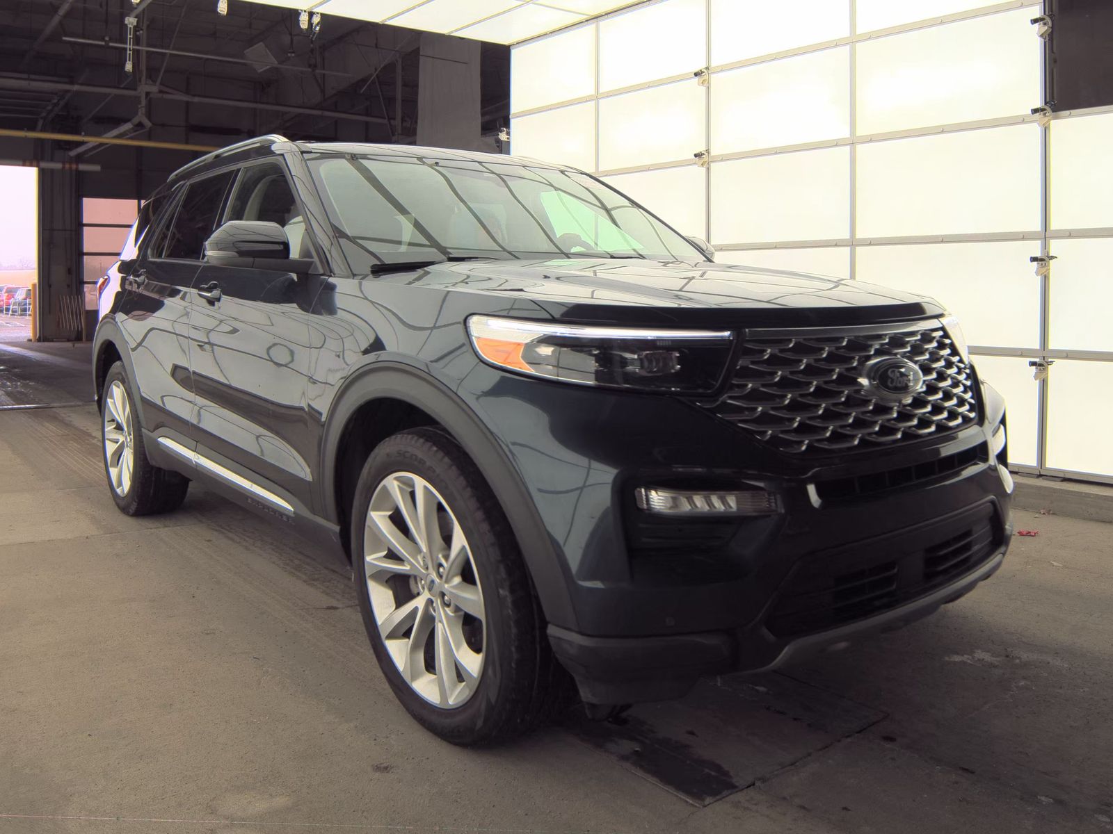 2023 Ford Explorer Platinum AWD