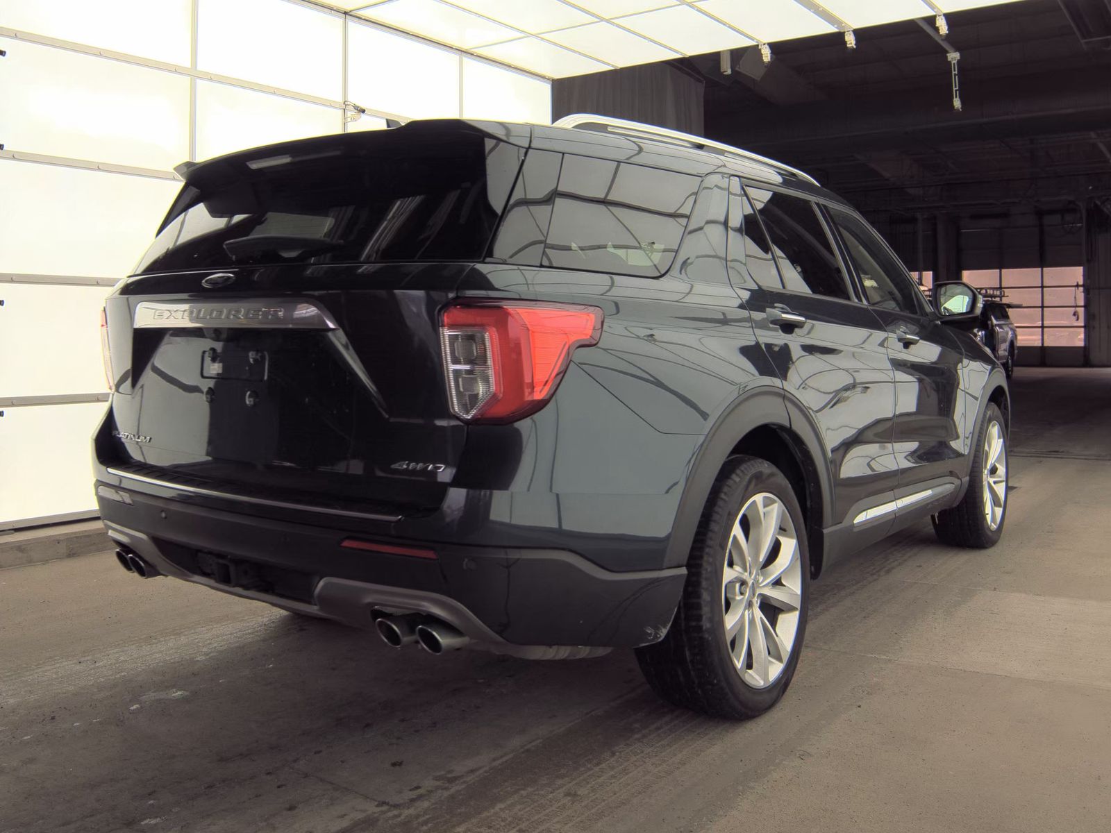 2023 Ford Explorer Platinum AWD