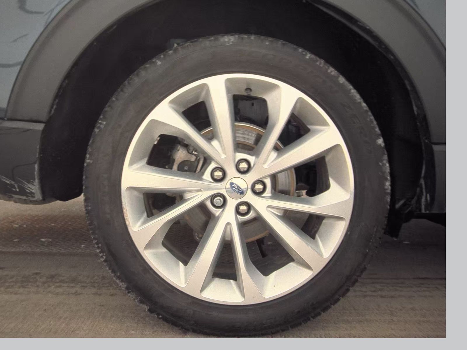 2023 Ford Explorer Platinum AWD