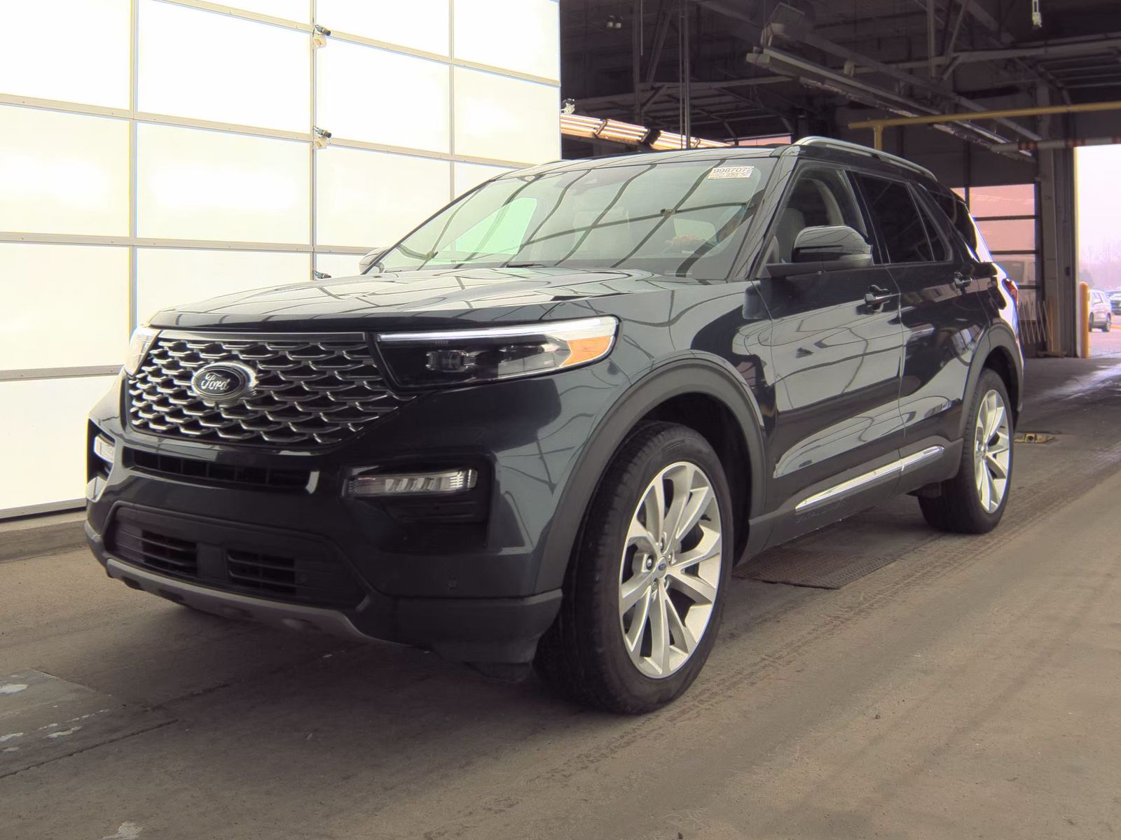 2023 Ford Explorer Platinum AWD