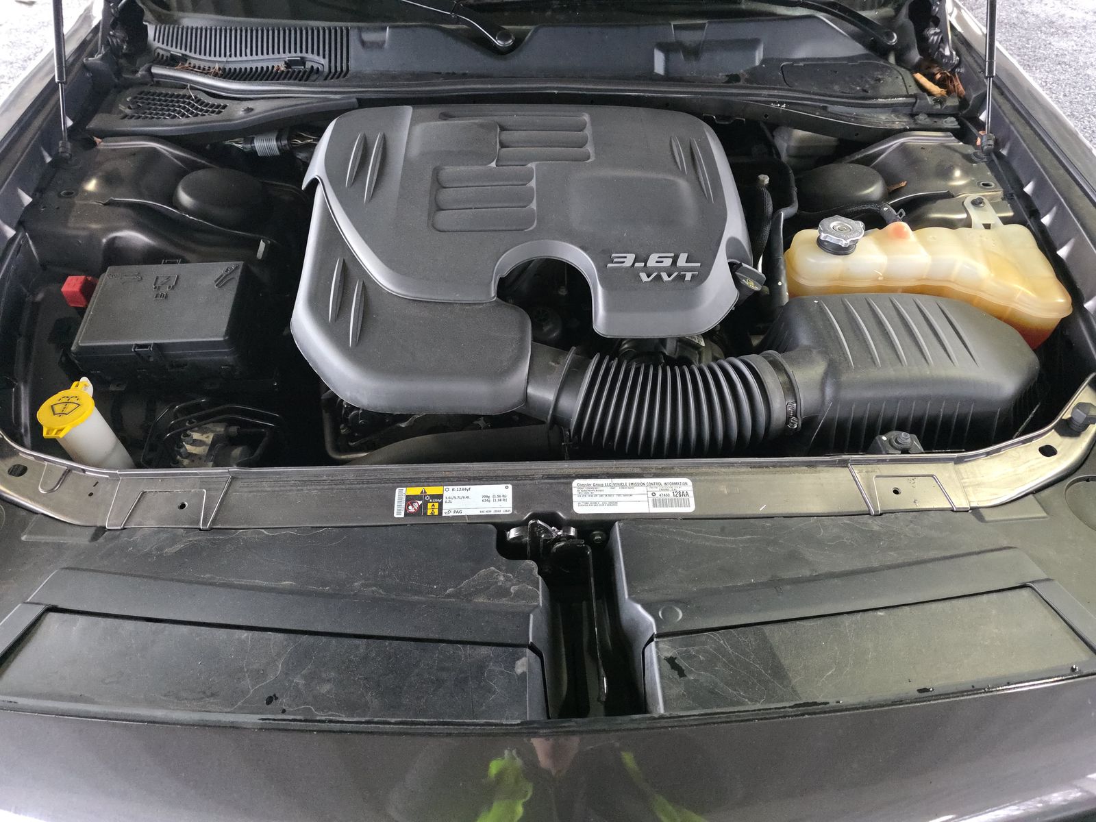 2015 Dodge Challenger SXT Plus RWD