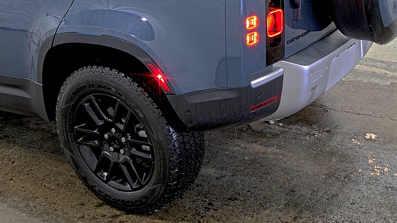 2024 Land Rover Defender 110 S AWD