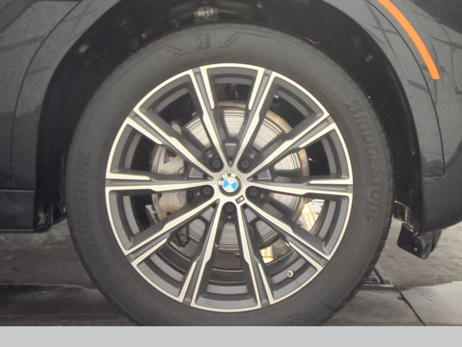 2025 BMW X6 xDrive40i AWD