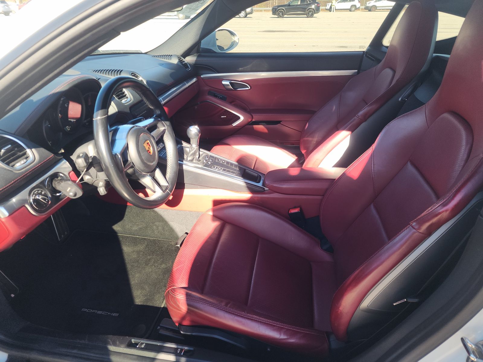 2018 Porsche 718 Cayman Base RWD