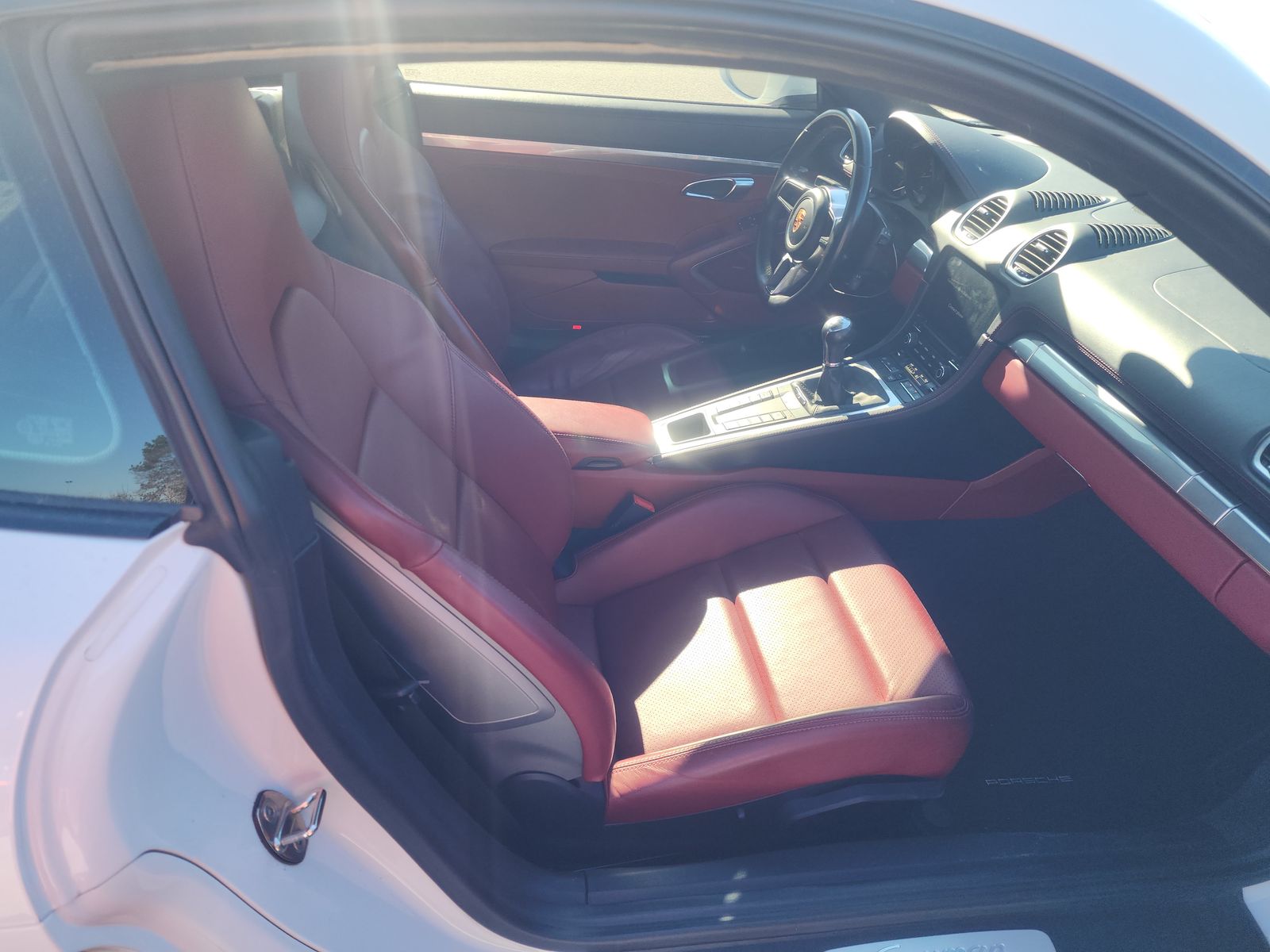 2018 Porsche 718 Cayman Base RWD