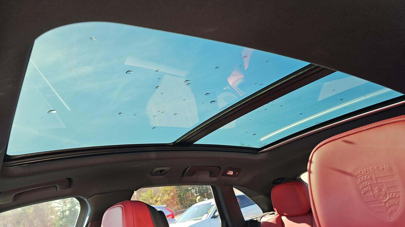 2022 Porsche Macan S AWD