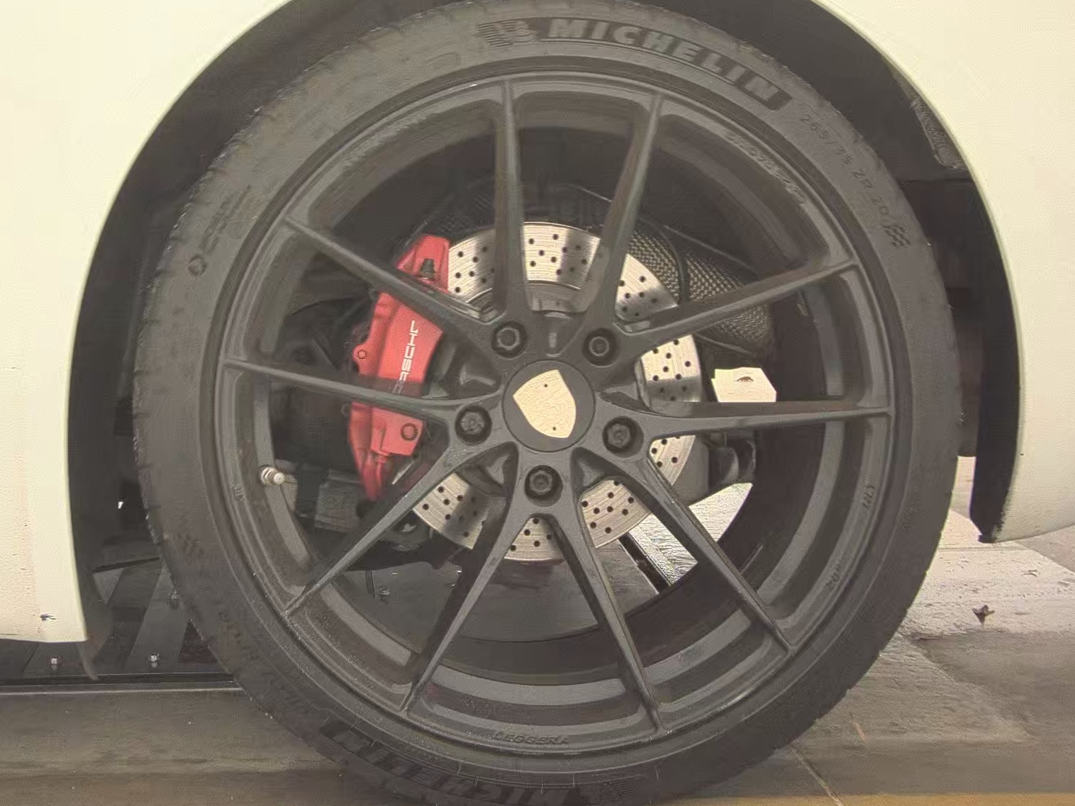 2018 Porsche 718 Cayman Base RWD