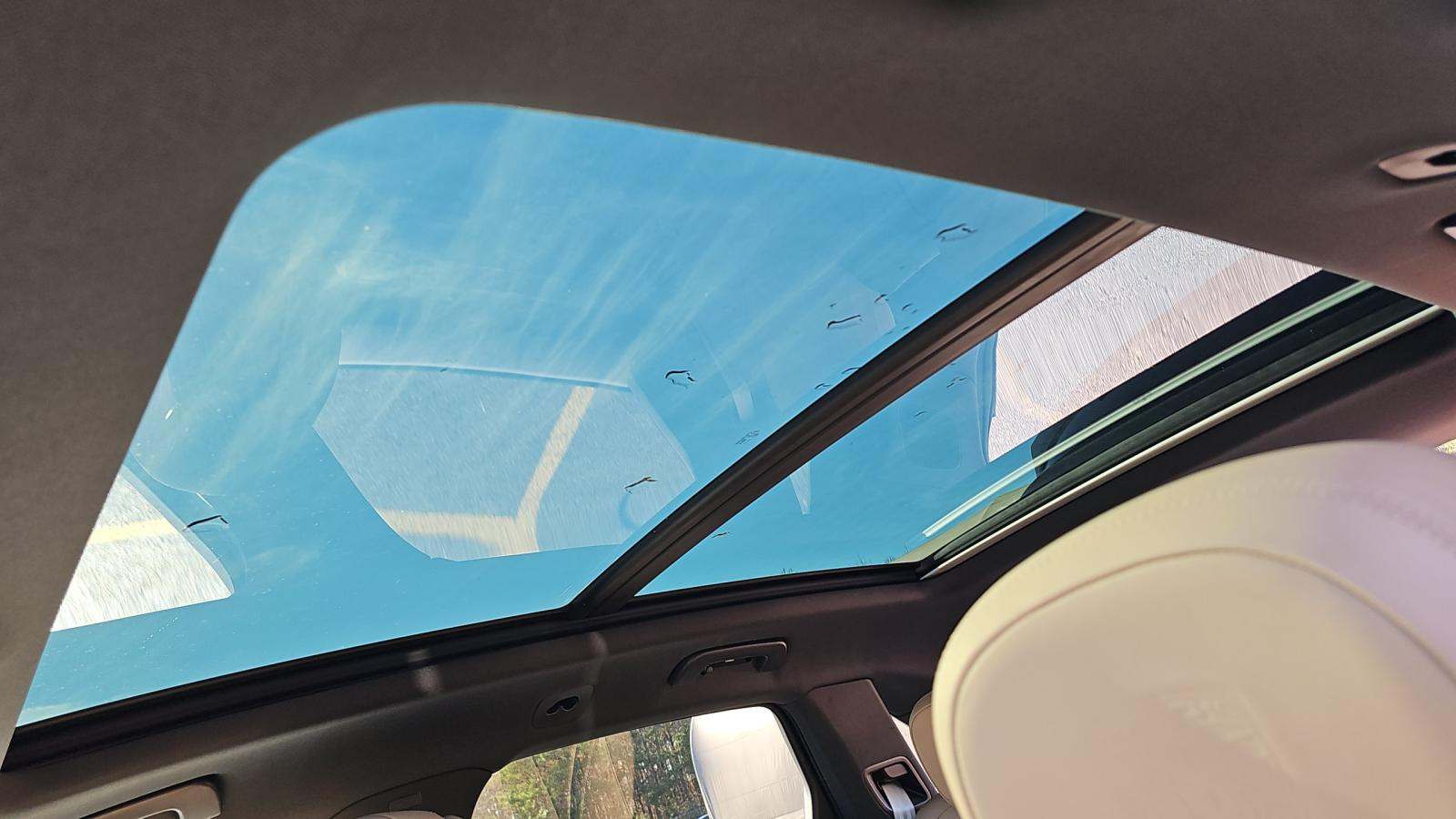 2023 Porsche Cayenne Platinum Edition AWD