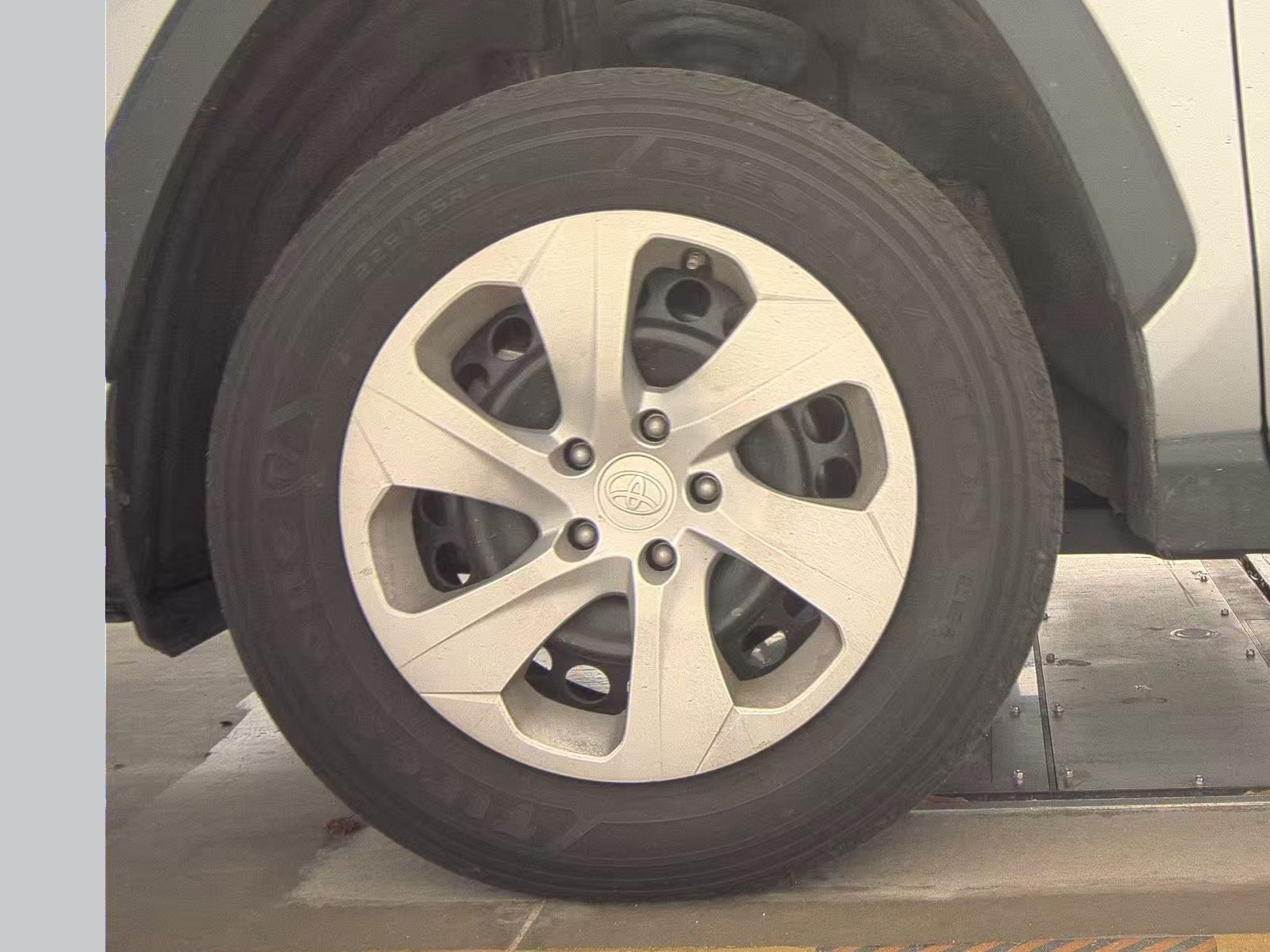 2024 Toyota RAV4 LE AWD