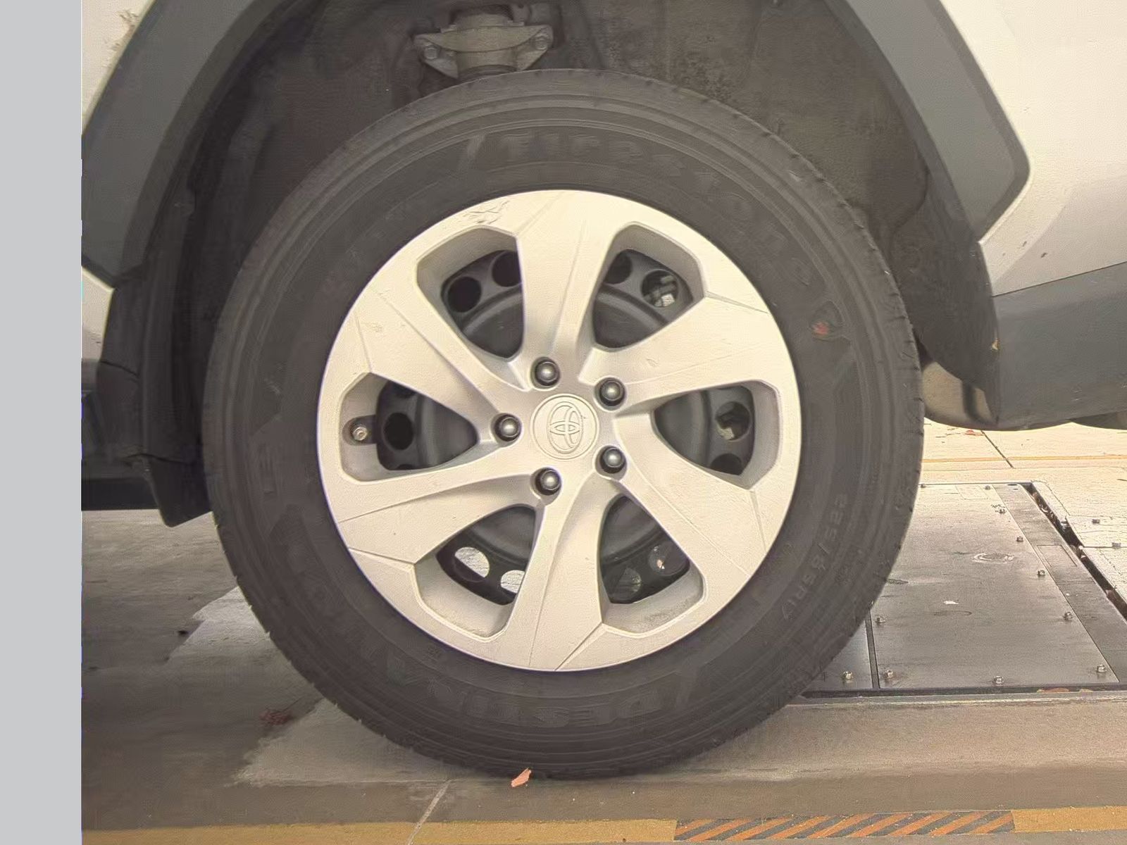 2024 Toyota RAV4 LE AWD