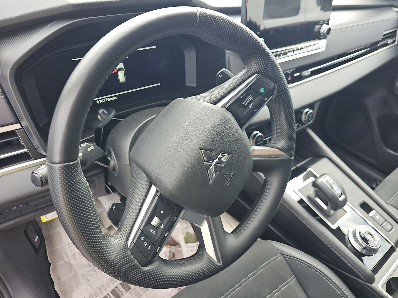 2024 Mitsubishi Outlander SE AWD