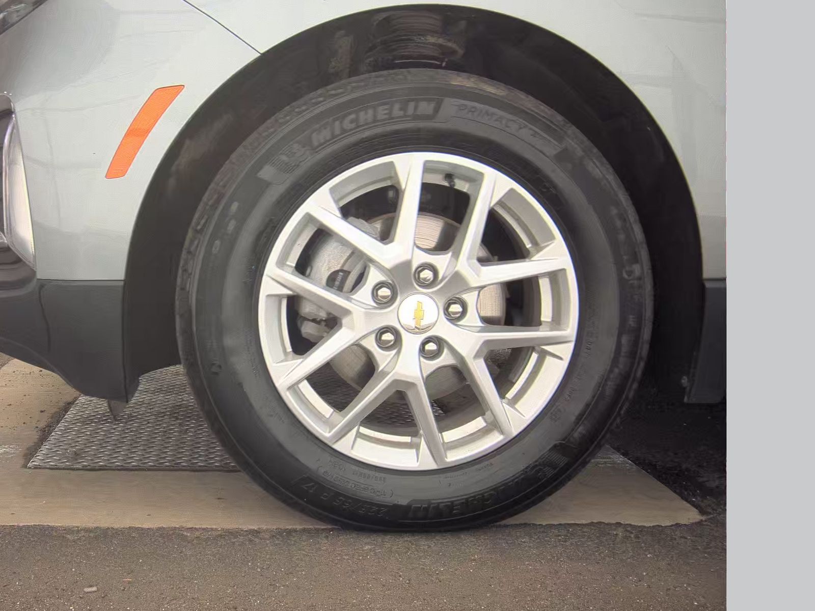 2023 Chevrolet Equinox LT FWD