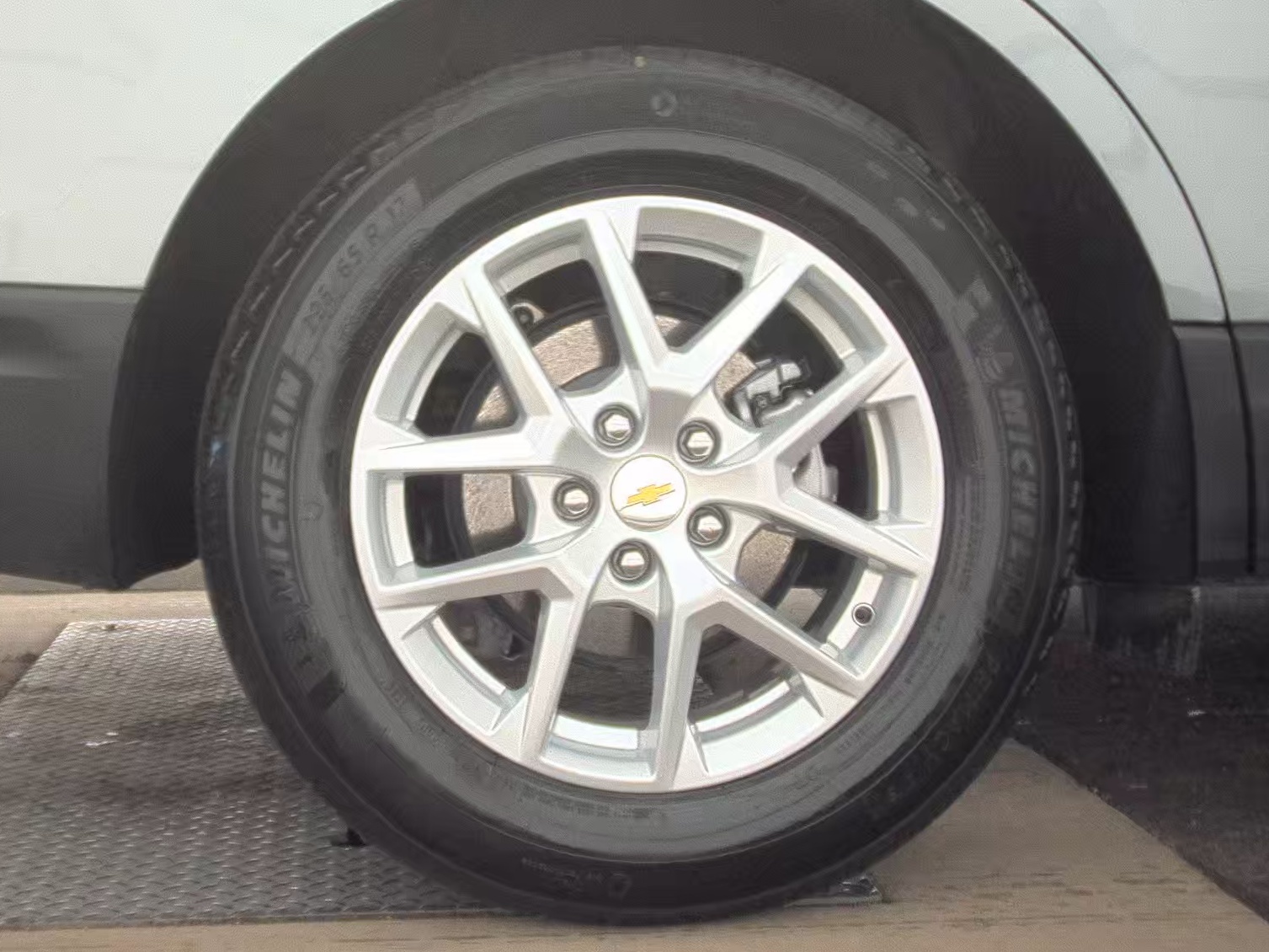 2024 Chevrolet Equinox LT FWD